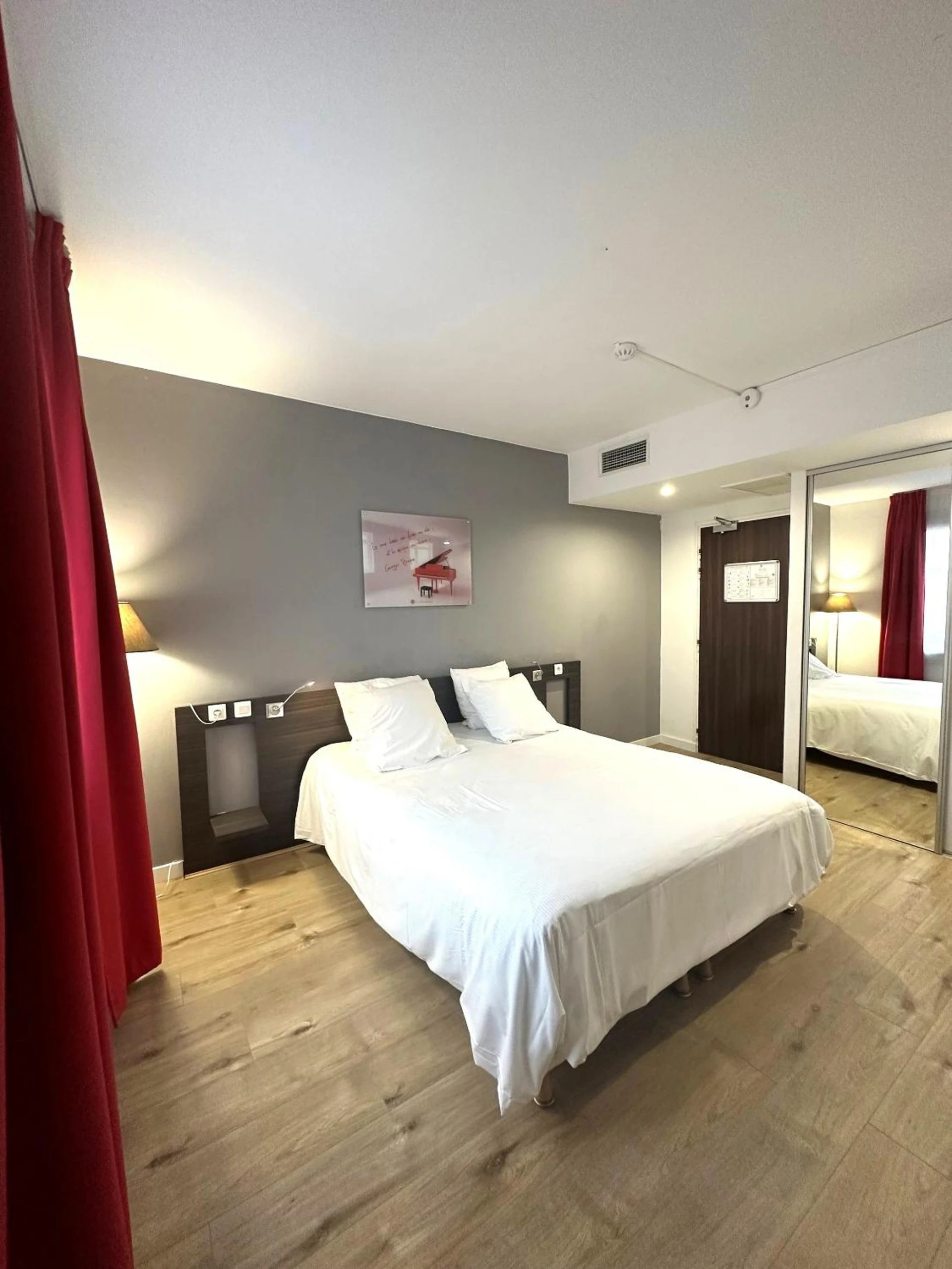 Salle de séminaire à Hôtel Le Cousture - Organiser un événement professionnel à Toulouse