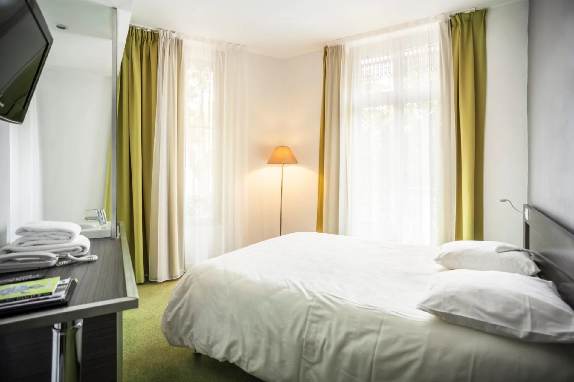 Chambre disponible pour un séminaire d'entreprise à Hôtel Le Cousture - Toulouse