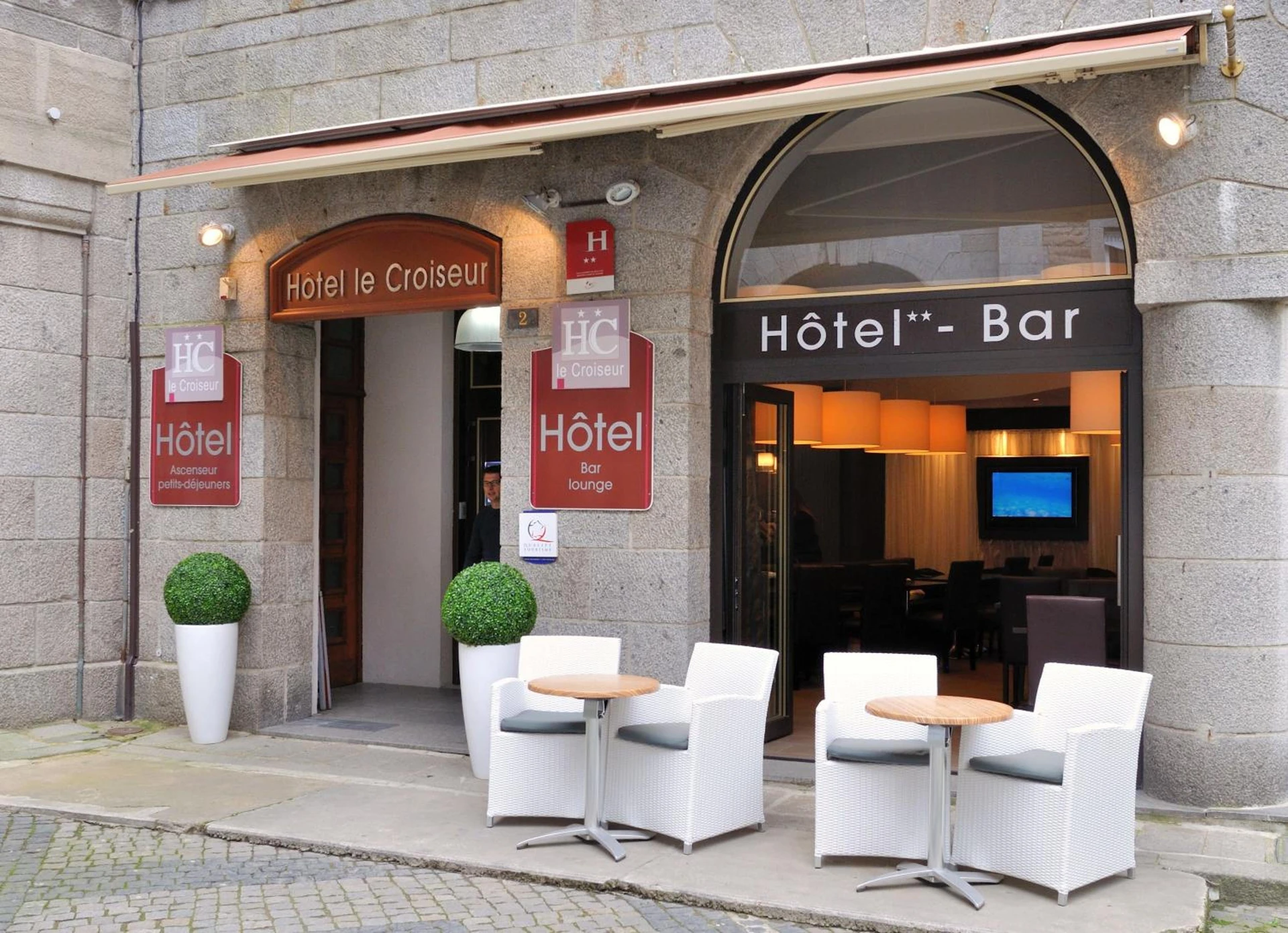 Lieu convivial pour un séminaire d'entreprise à Le Croiseur Ginette - Reouverture après travaux Avril 2025 - Saint-Malo - En savoir plus 