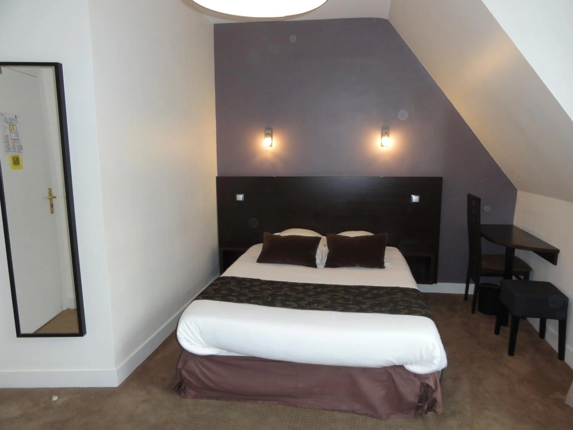 Chambre disponible pour un séminaire d'entreprise à Le Croiseur Ginette - Reouverture après travaux Avril 2025 - Saint-Malo