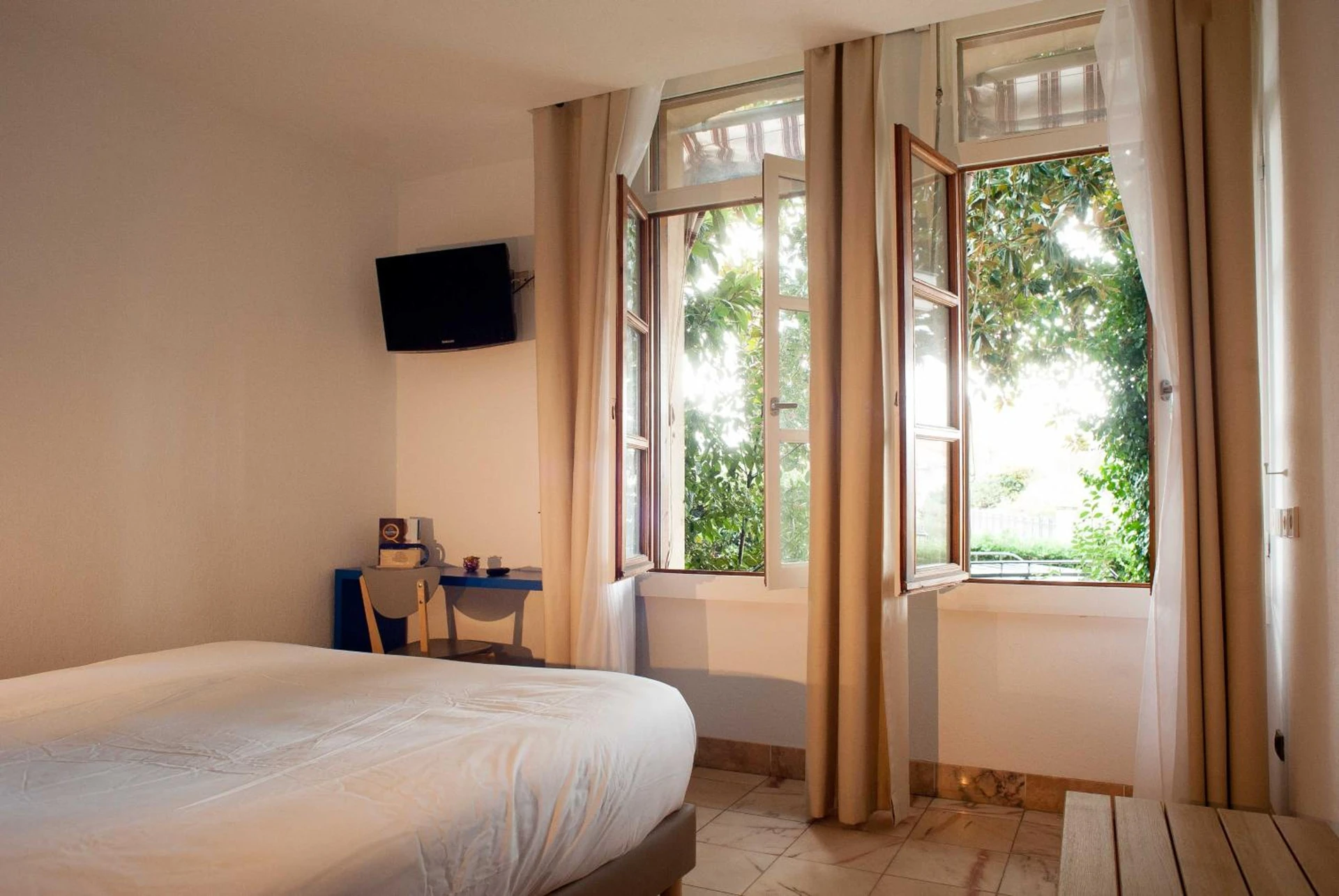 Magnifique chambre pour un séminaire d'entreprise à Hôtel Le Dauphin - Arcachon
