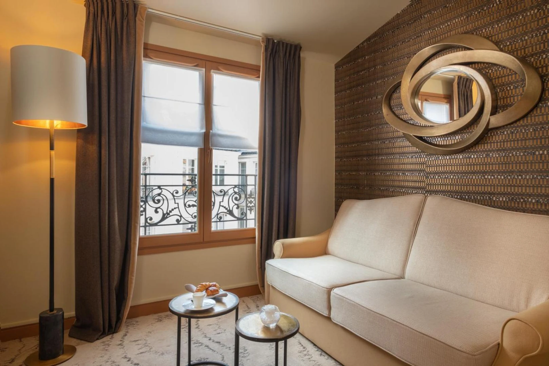 Chambre disponible pour un séminaire d'entreprise à Hôtel le Derby Alma by Inwood Hotels - Paris