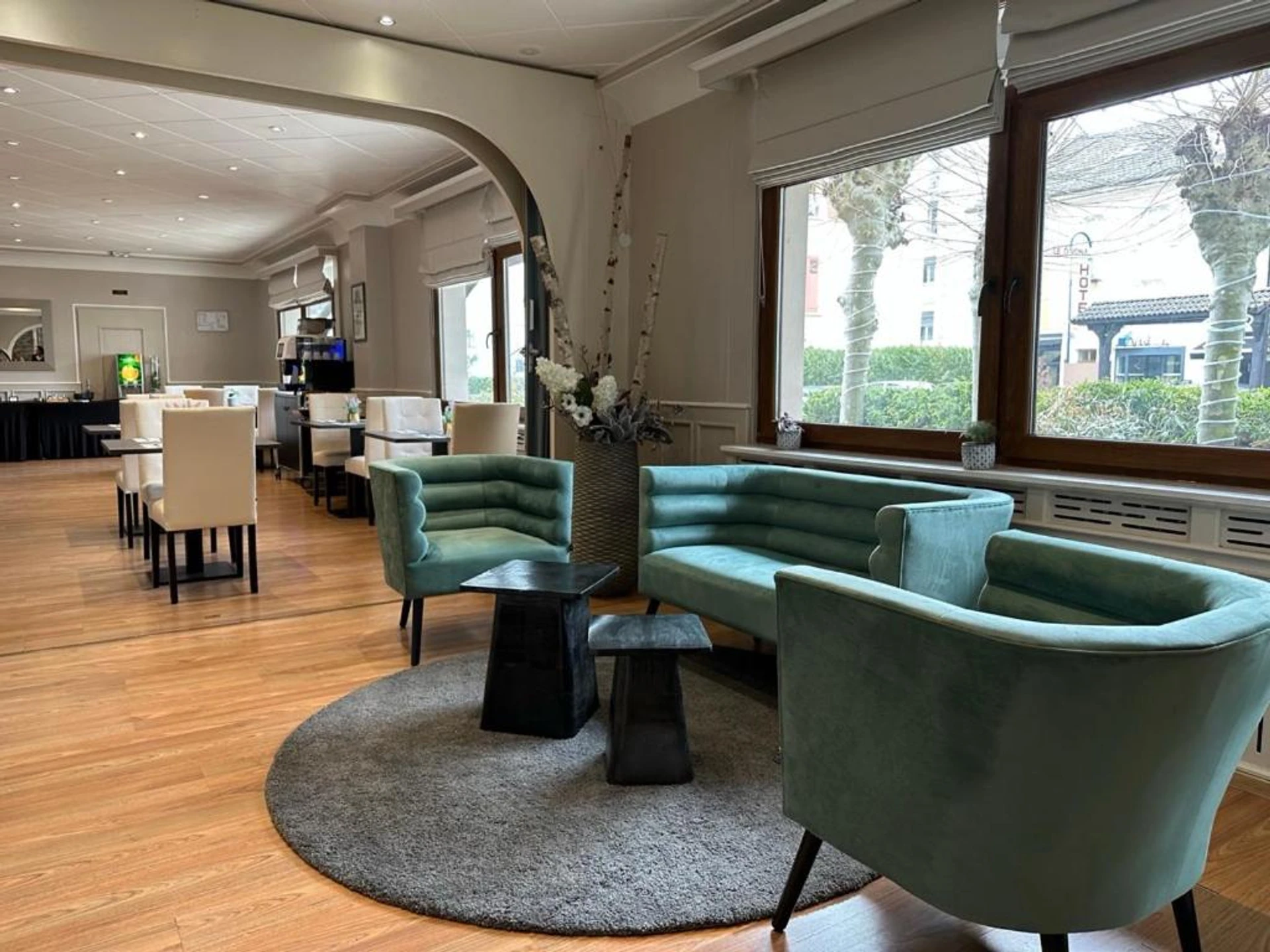 Organiser un séminaire d'entreprise : Hotel Le Divona "au coeur de Divonne" à divonne-les-bains