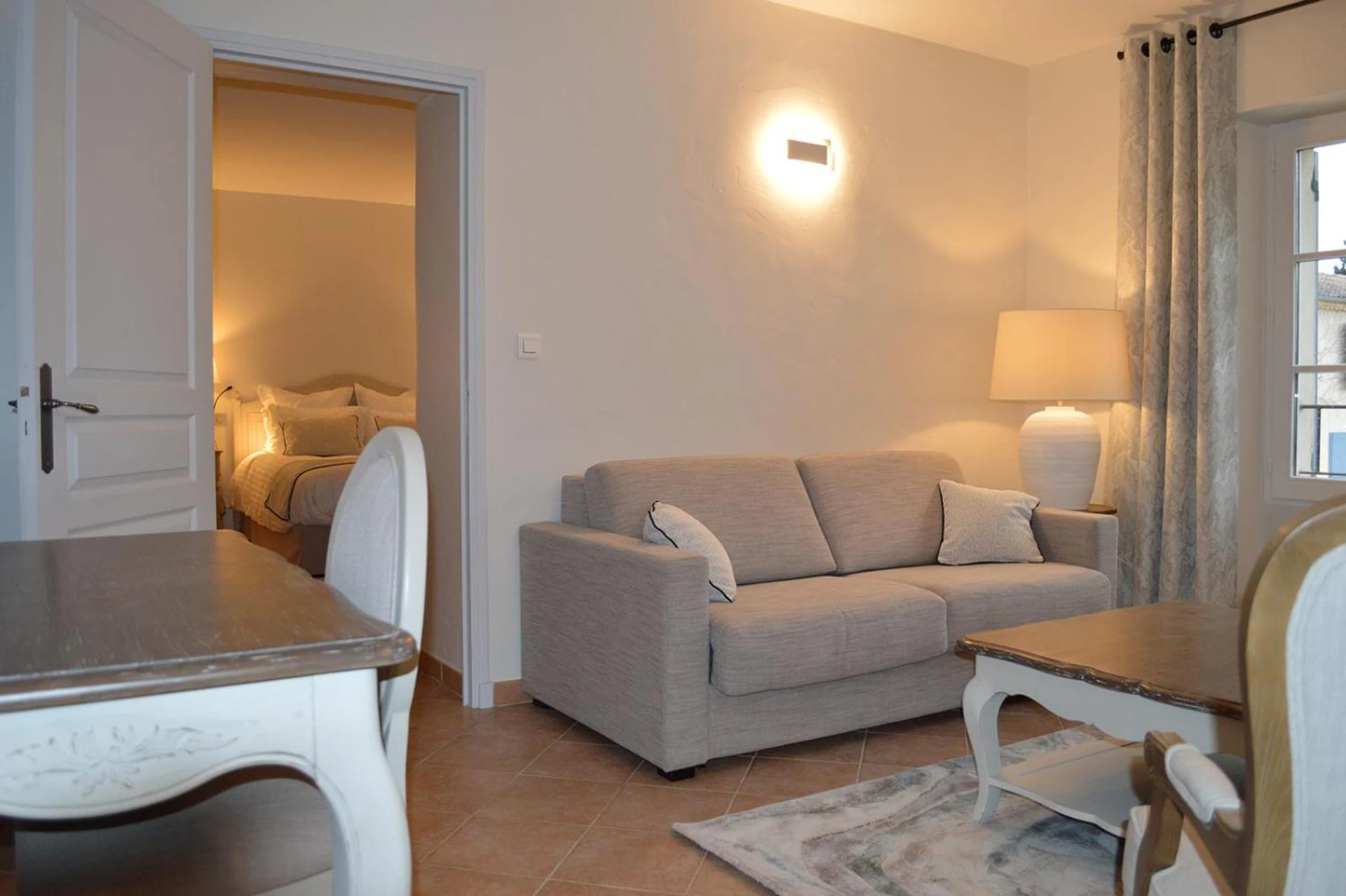 Chambre disponible pour un séminaire d'entreprise à Le Domaine d'Euphony - Monteux