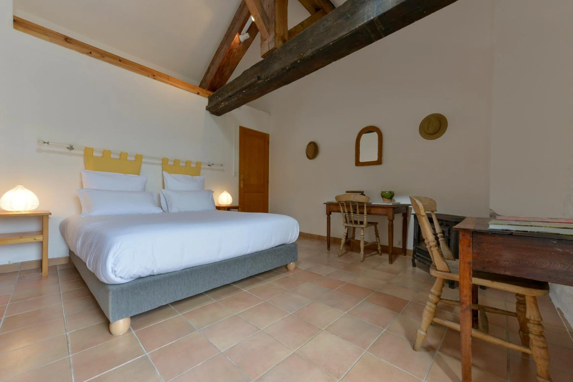 Chambre disponible pour un séminaire d'entreprise à Domaine De Fraisse - Leuc