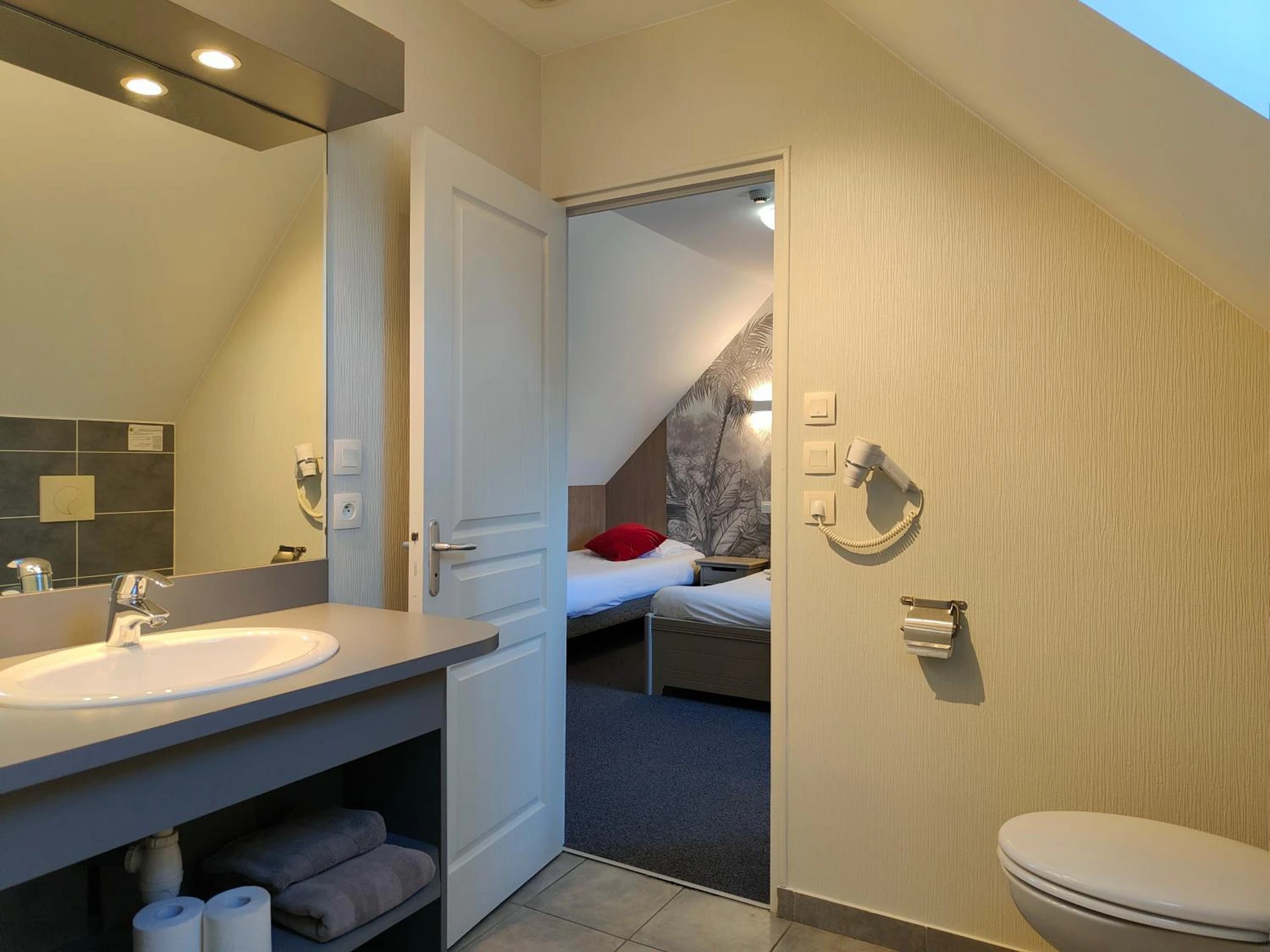 Chambre disponible pour un séminaire d'entreprise à Domaine de la Barbinais - Saint-Malo