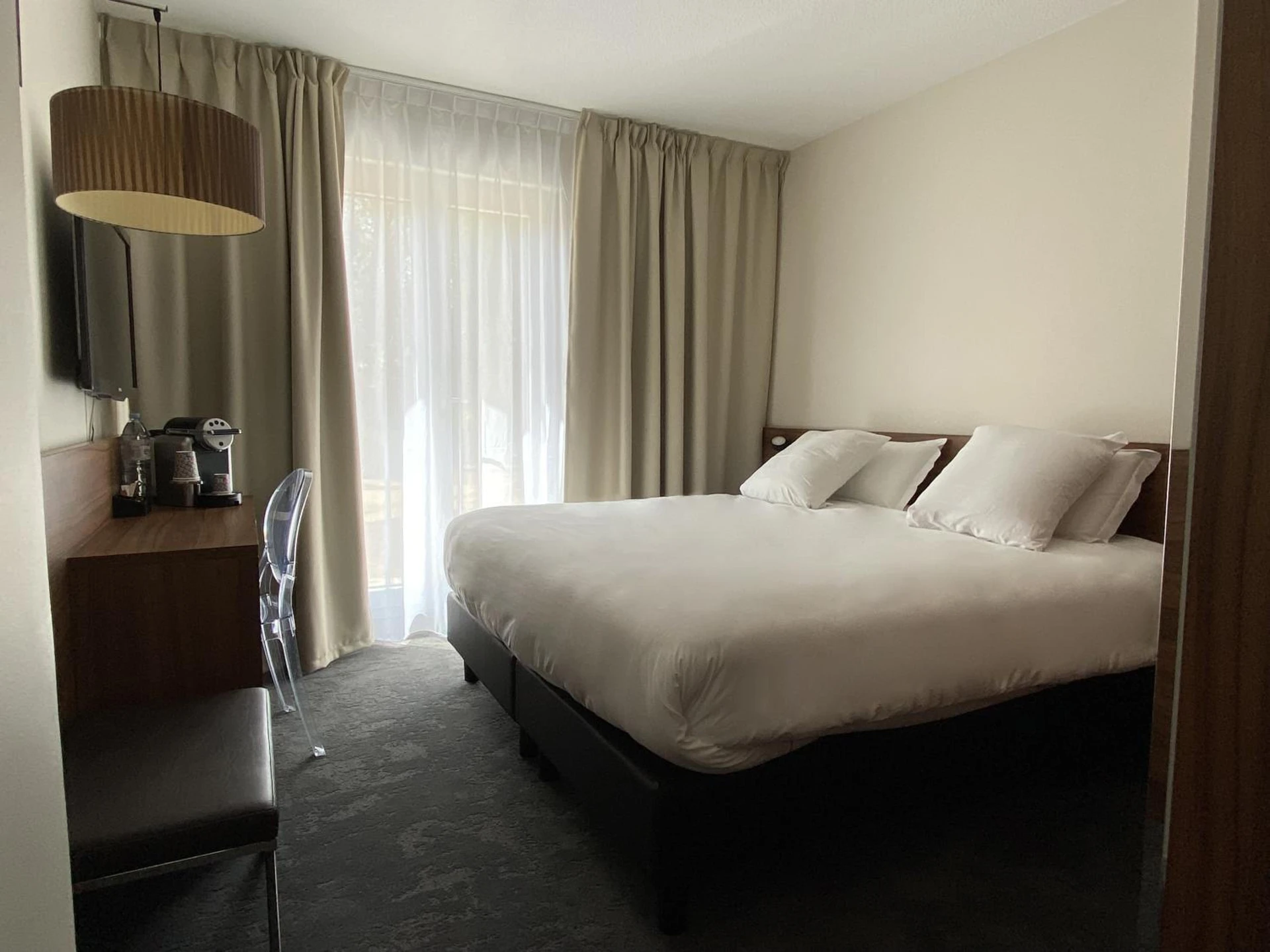 Chambre disponible pour un séminaire d'entreprise à Domaine de la Reynaude - Aurons