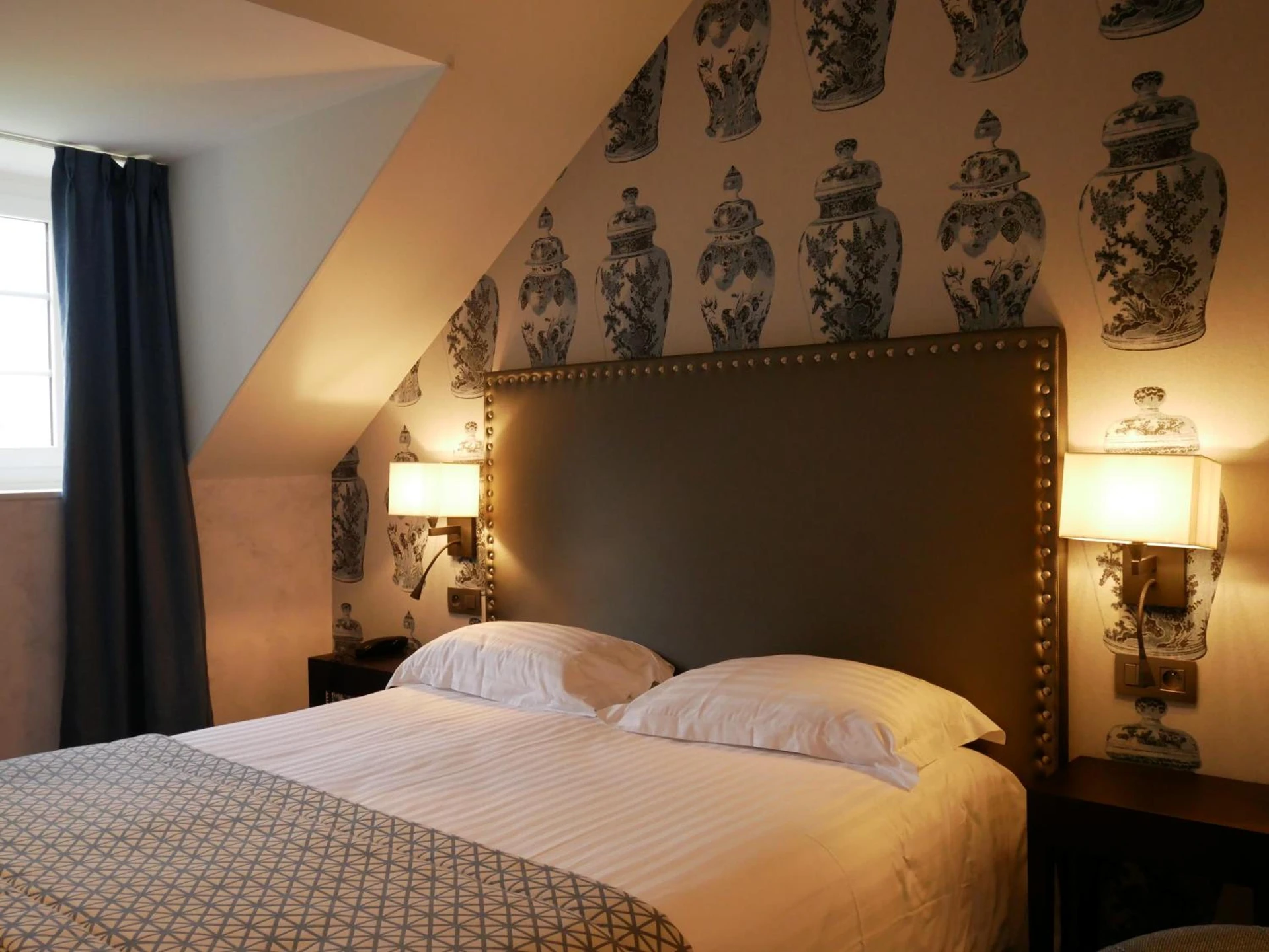 Magnifique chambre pour un séminaire d'entreprise à Logis Domaine De Valaudran - Salbris