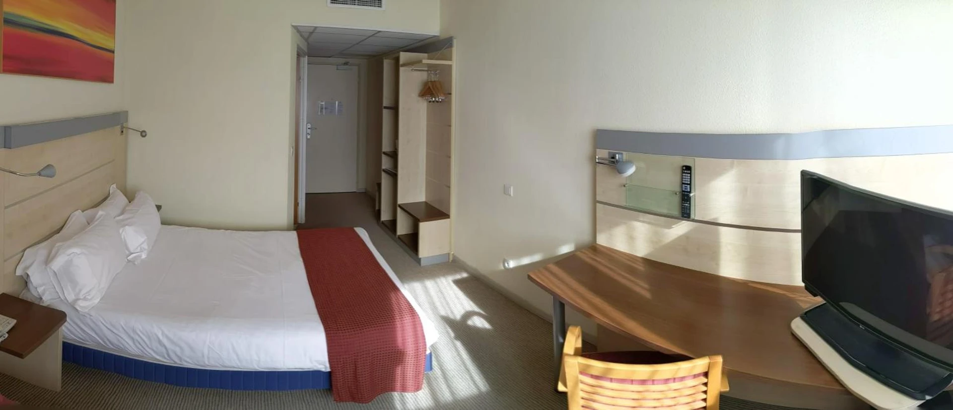 Chambre disponible pour un séminaire d'entreprise à Le Domaine des Fontaines - Hôtel & Petit Déjeuner - Bernin
