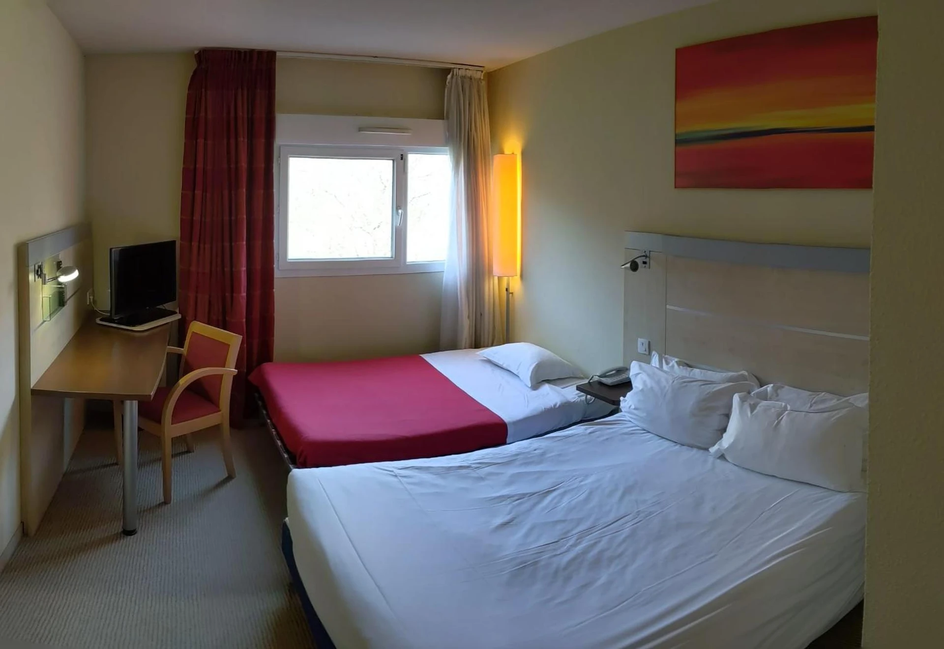 Magnifique chambre pour un séminaire d'entreprise à Le Domaine des Fontaines - Hôtel & Petit Déjeuner - Bernin