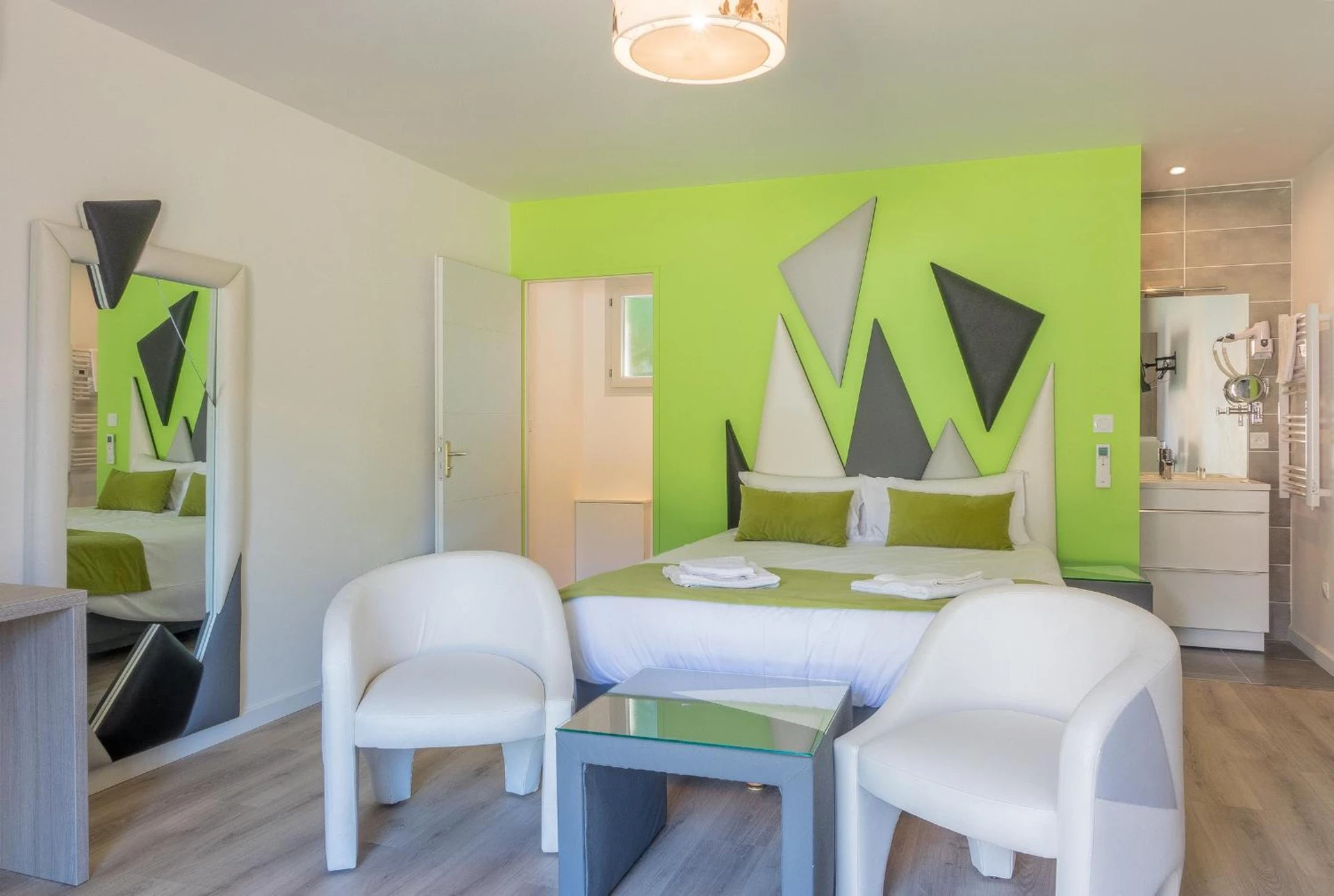 Organiser un séminaire d'entreprise : Hôtel Domaine des Pierres Dorées à ternand