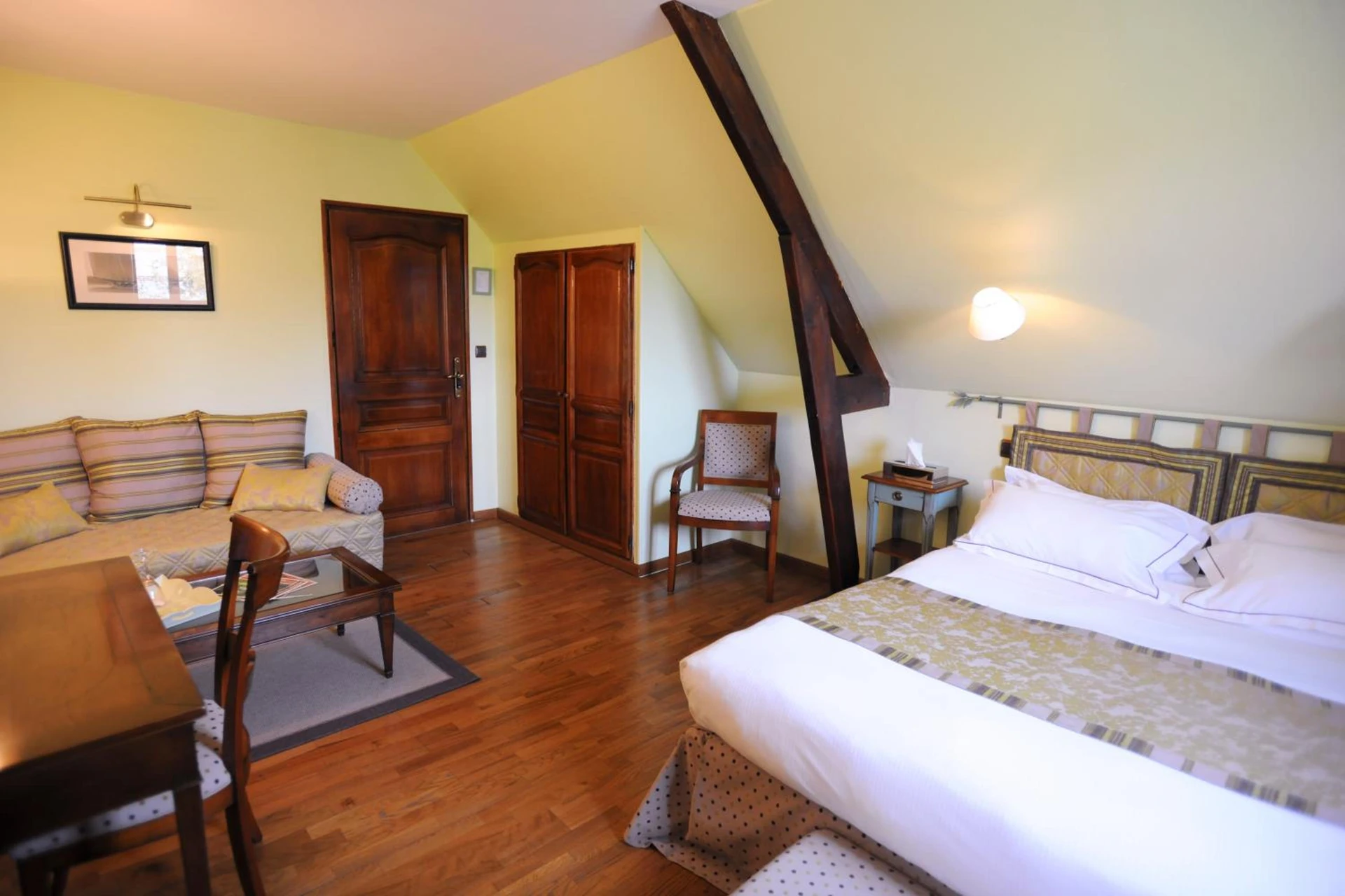 Chambre disponible pour un séminaire d'entreprise à Demeures & Châteaux Hôtel Domaine le Clos des Fontaines - Jumièges