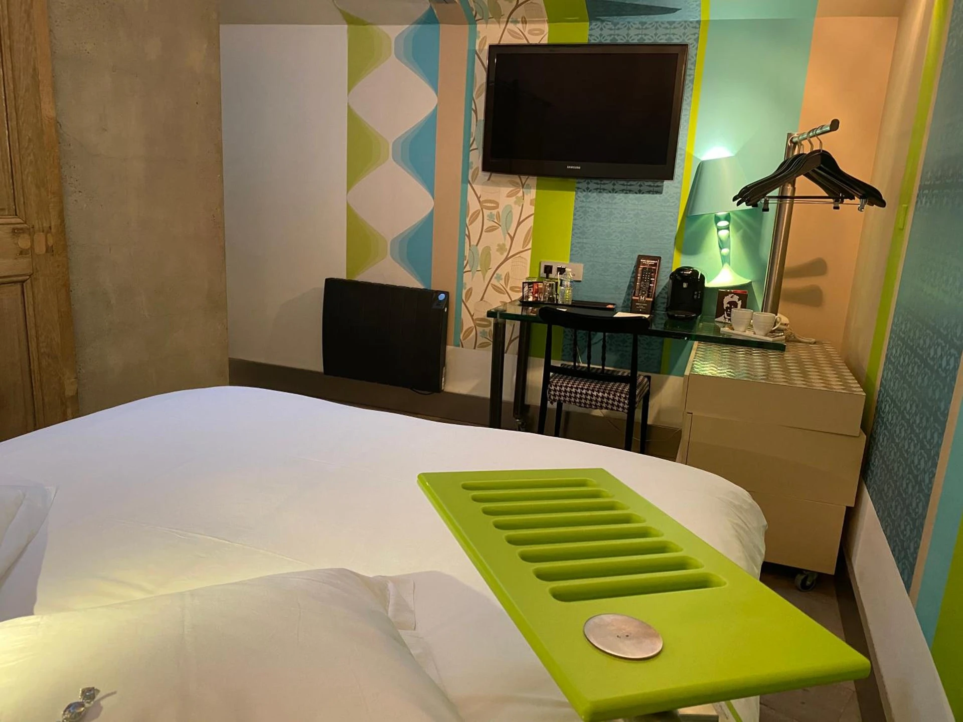 Chambre disponible pour un séminaire d'entreprise à Hôtel Le Dormeur du Val - Charleville-Mézières