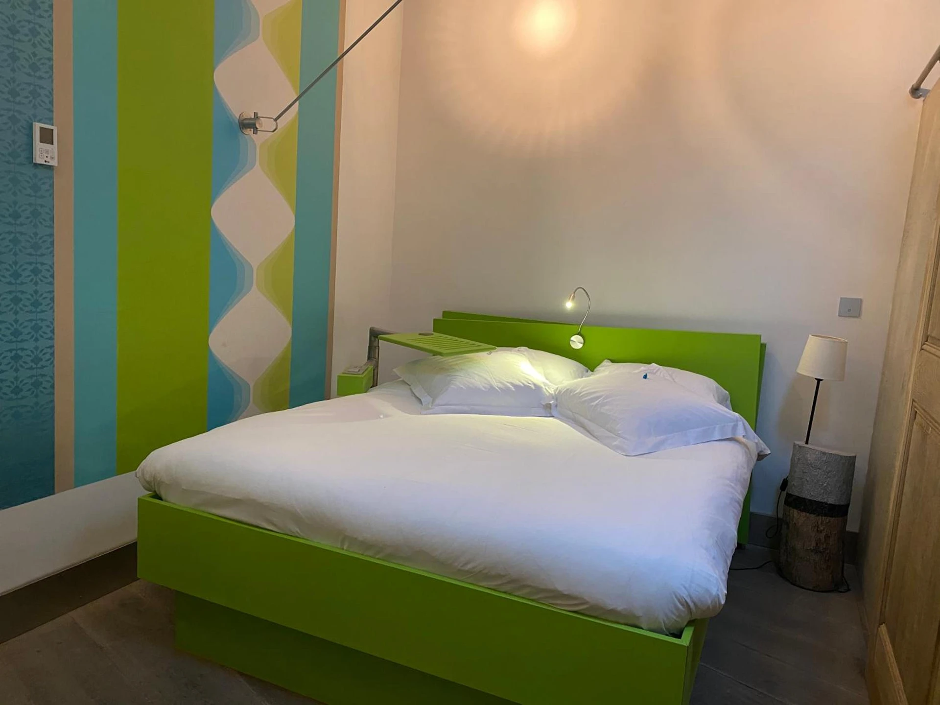 Chambre disponible pour un séminaire d'entreprise à Hôtel Le Dormeur du Val - Charleville-Mézières
