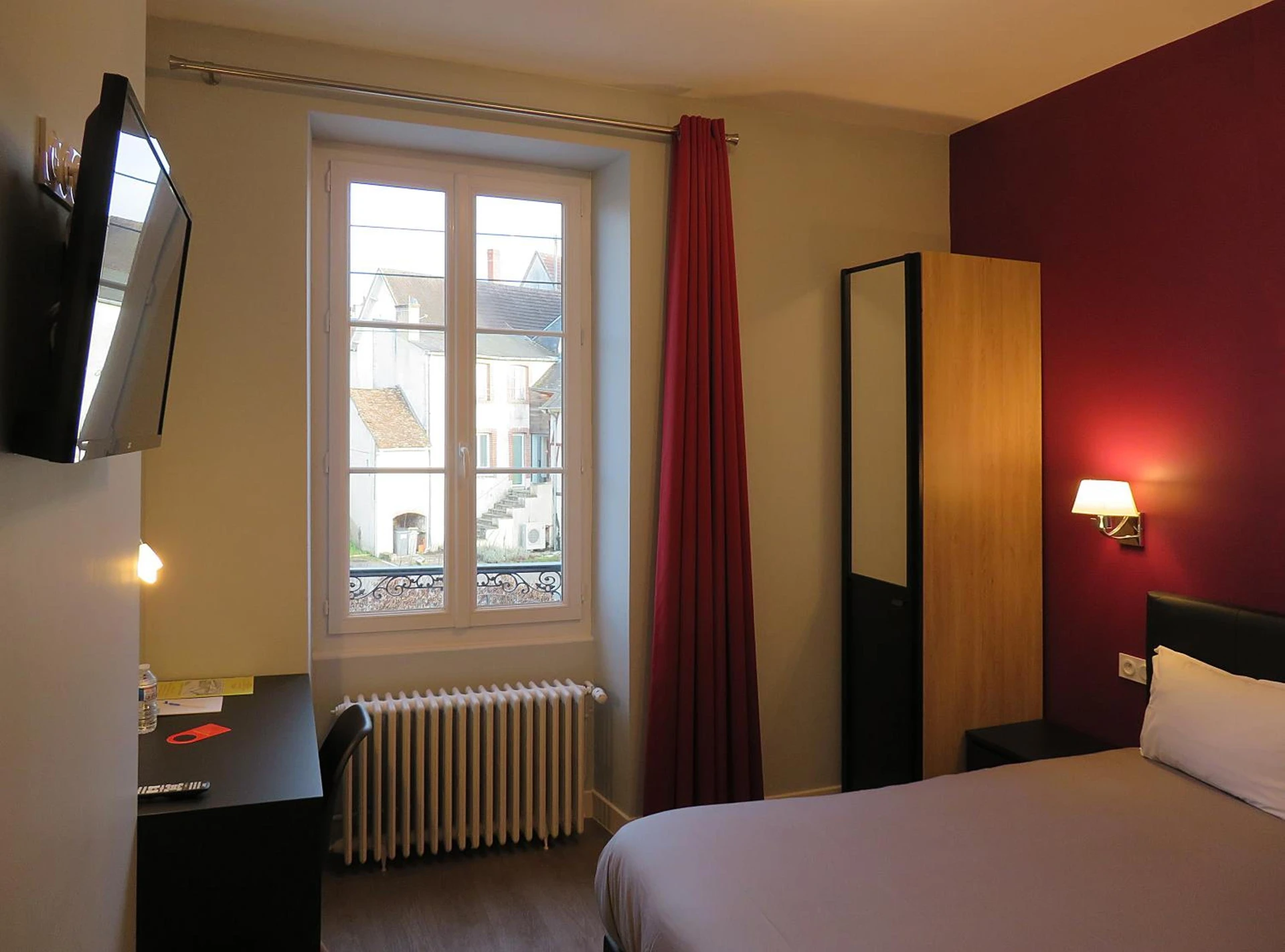 Organiser un séminaire d'entreprise : Hôtel Le Dormeux à mehun-sur-yevre
