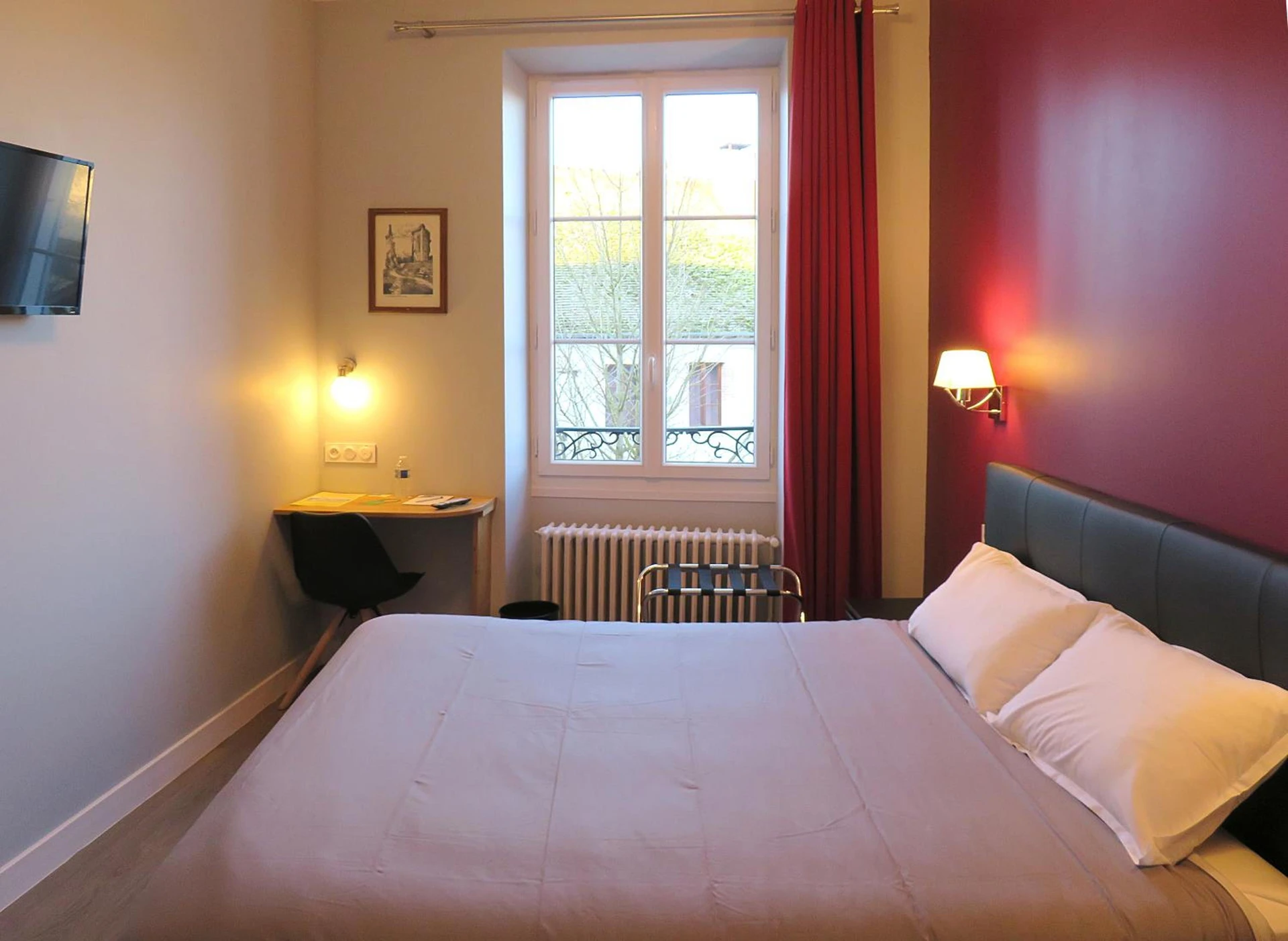 Chambre disponible pour un séminaire d'entreprise à Hôtel Le Dormeux - Mehun-sur-Yèvre