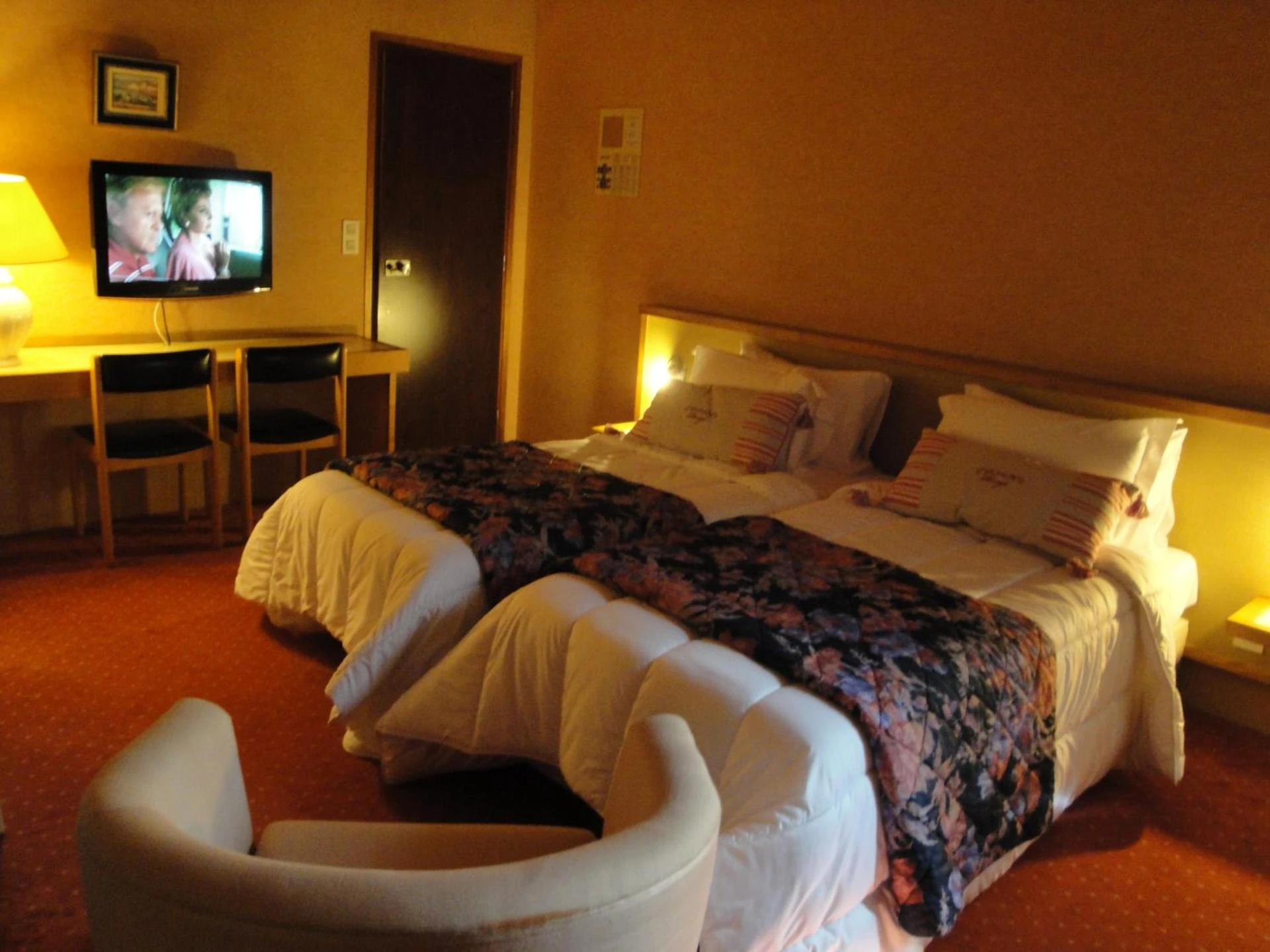 Chambre disponible pour un séminaire d'entreprise à Hotel Le Drakkar - Pont-Audemer