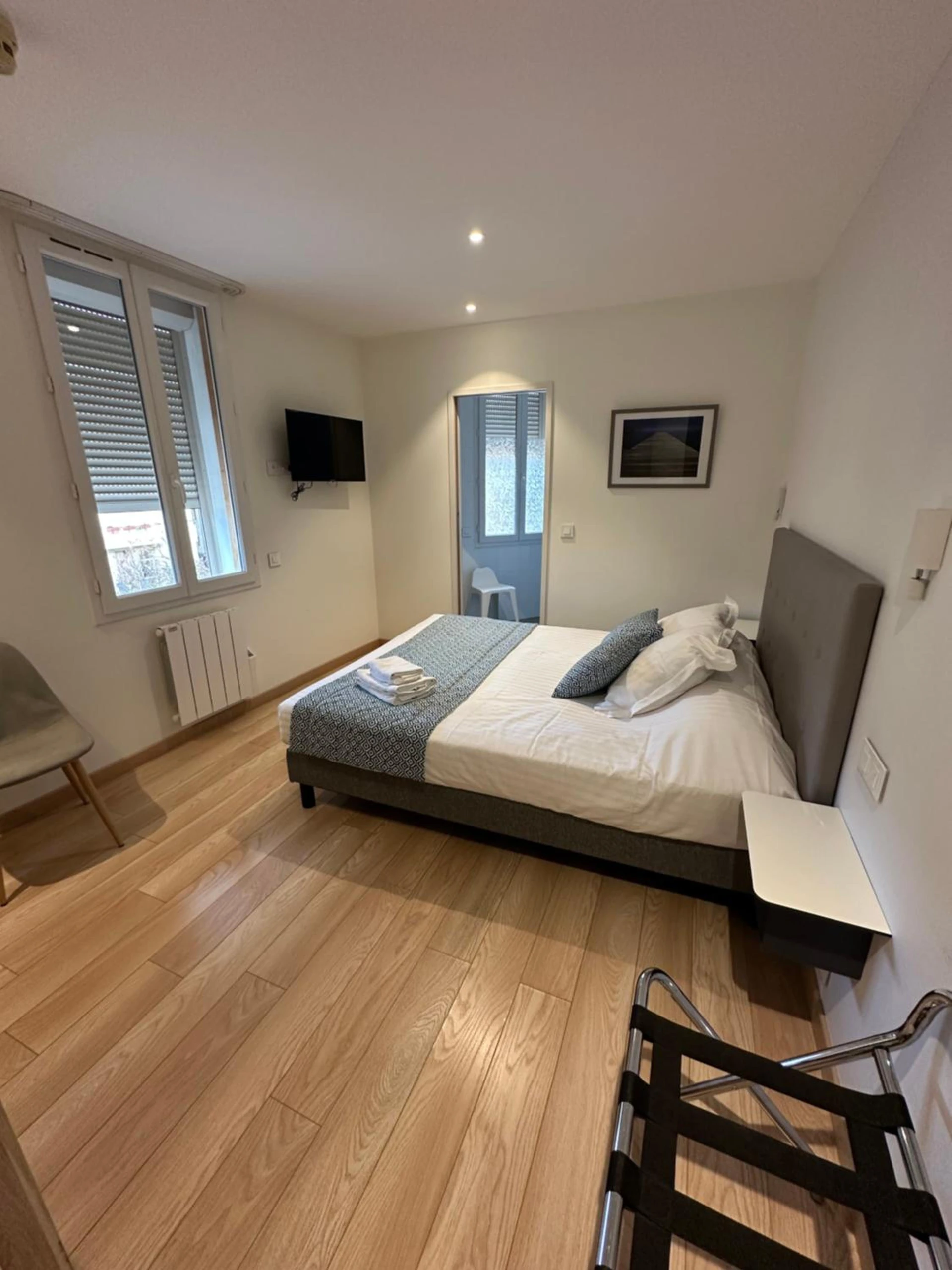Chambre disponible pour un séminaire d'entreprise à Logis Hôtel du Fer à Cheval - Yenne
