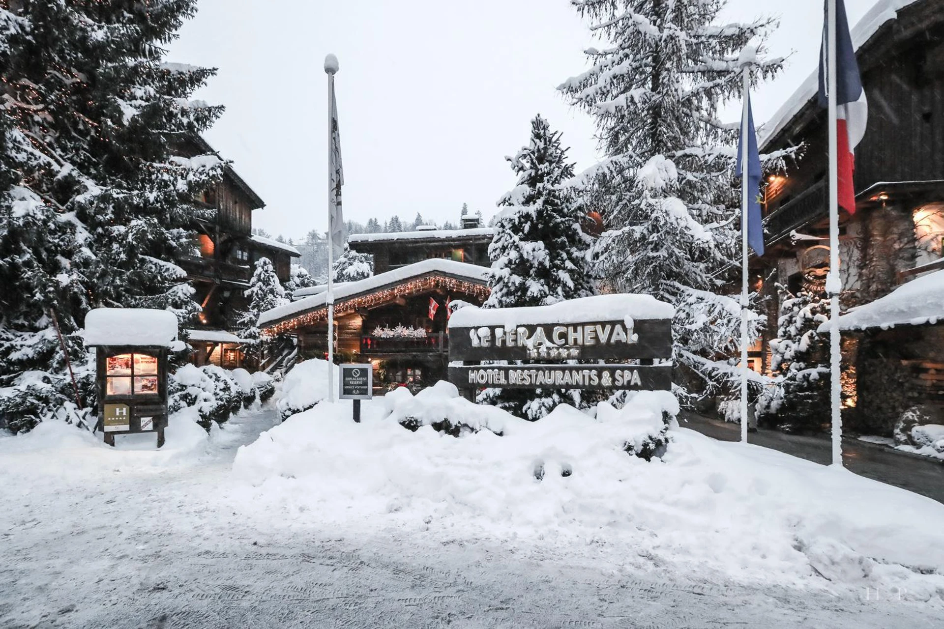 Ambiance de travail pour séminaire d'entreprise à Fer à Cheval - Megève