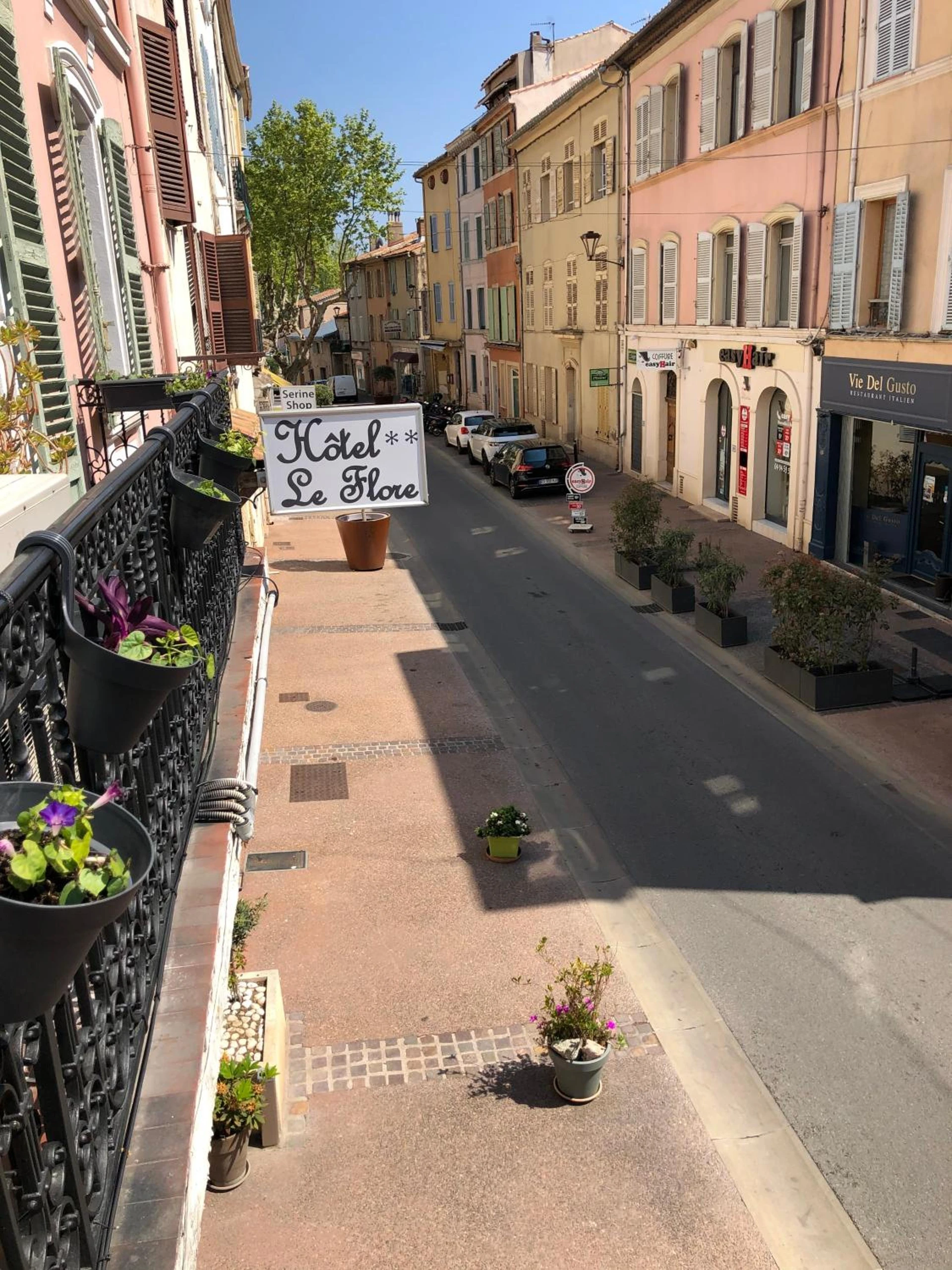 Chambre à Hotel Le Flore - Organiser un séminaire d'entreprise à Fréjus