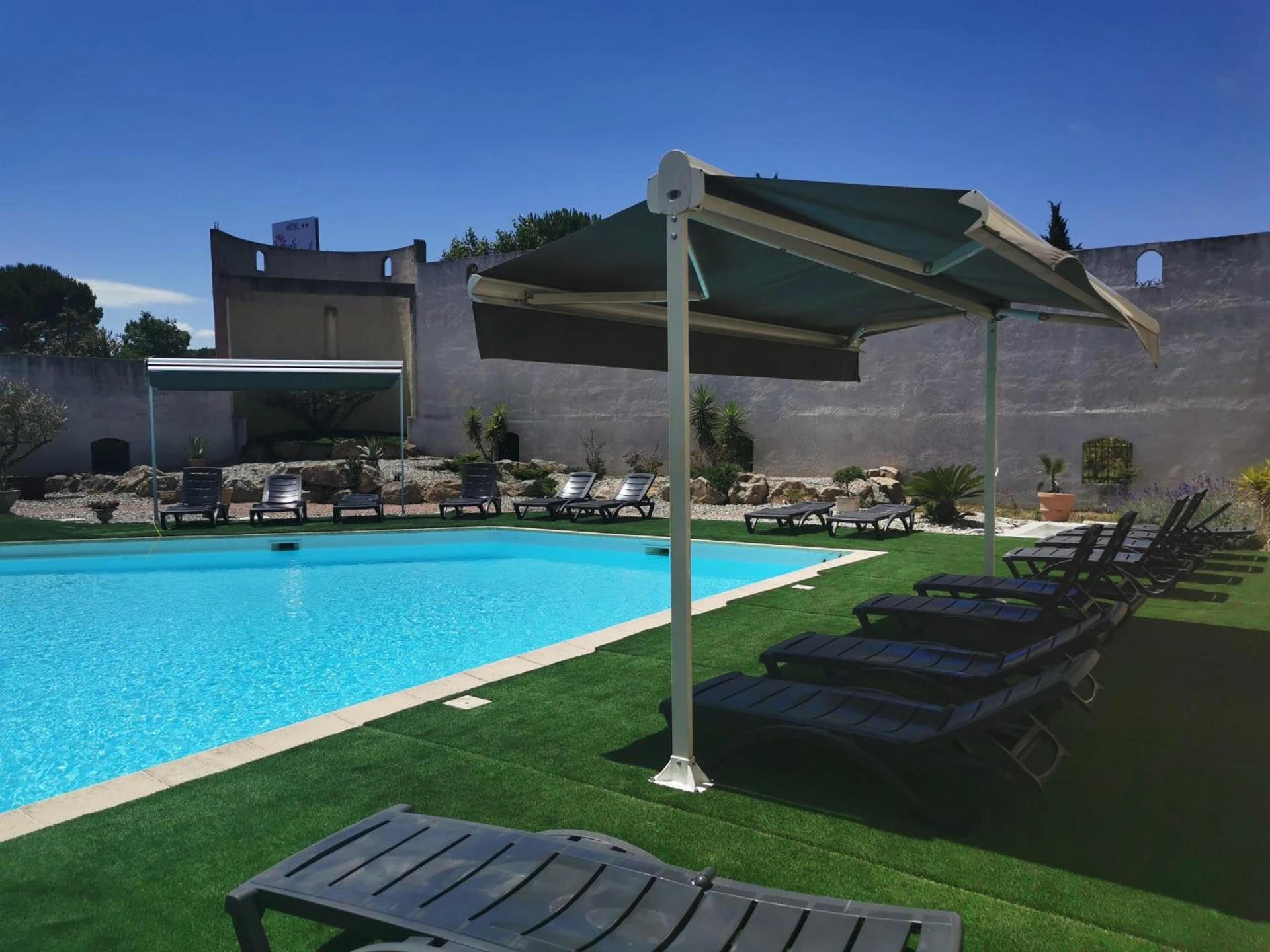 Organiser un séminaire d'entreprise : Hôtel Le Floreal à trebes