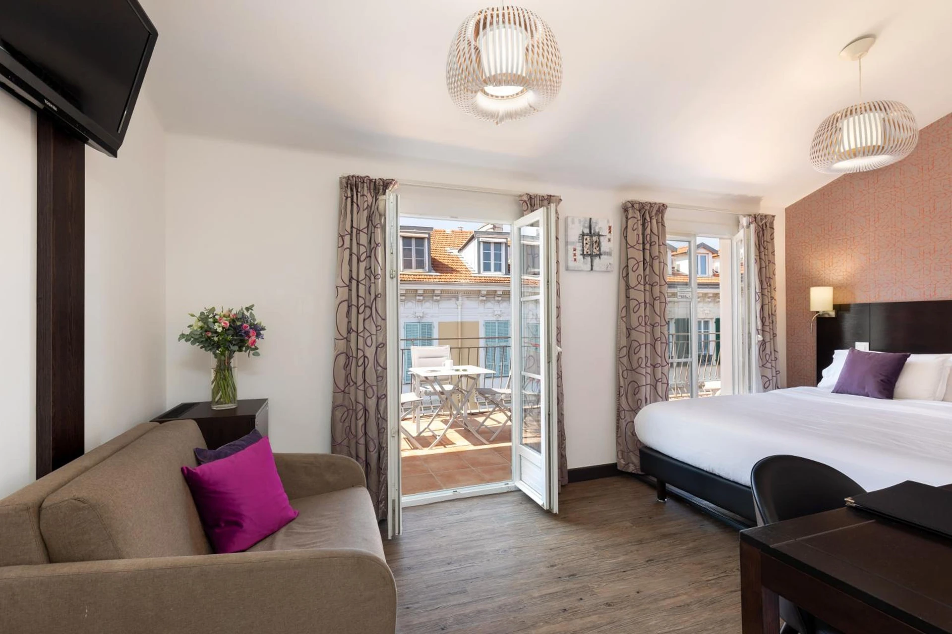 Chambre disponible pour un séminaire d'entreprise à Hotel Florence Nice - Nice