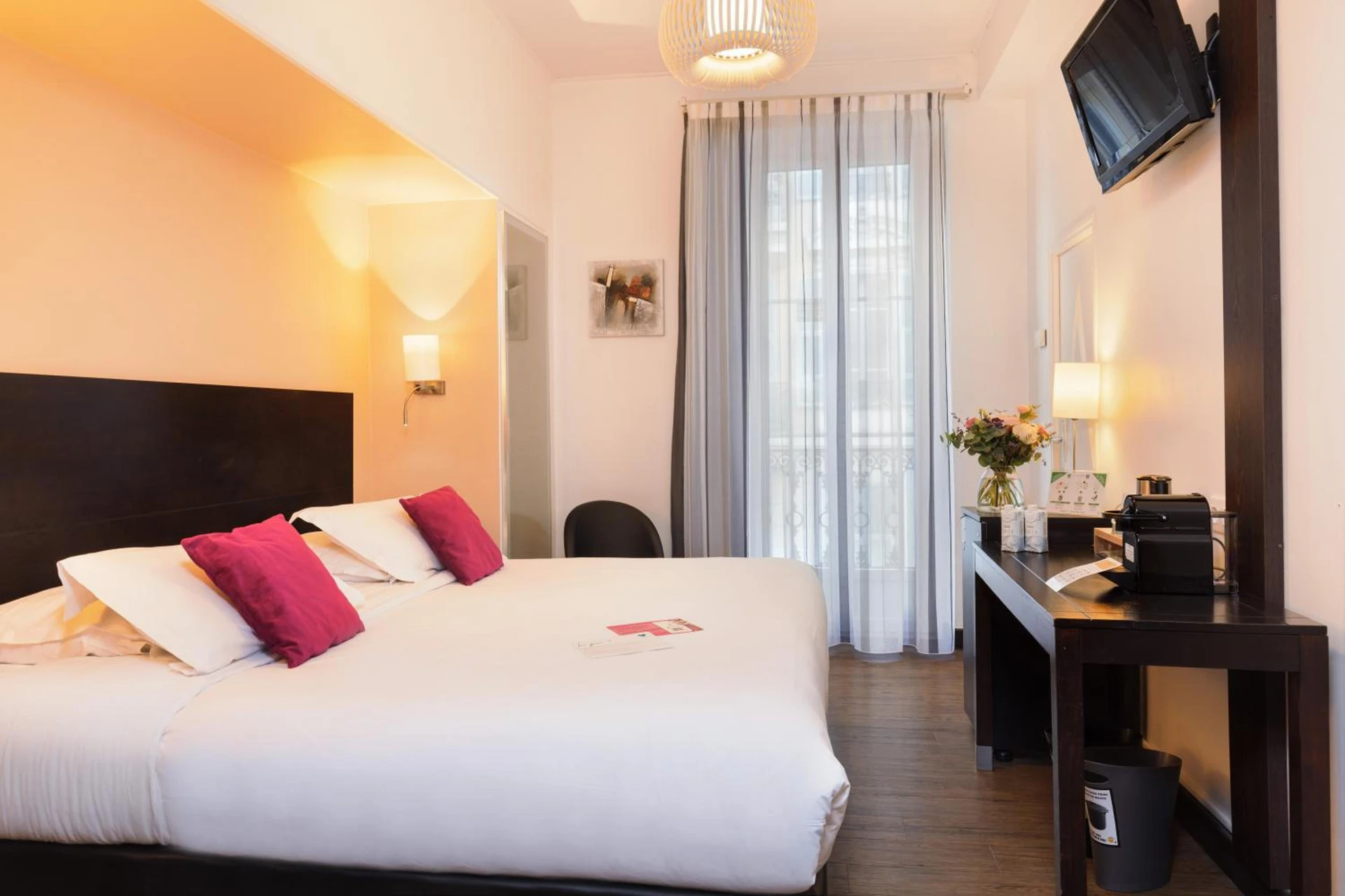 Chambre disponible pour un séminaire d'entreprise à Hotel Florence Nice - Nice