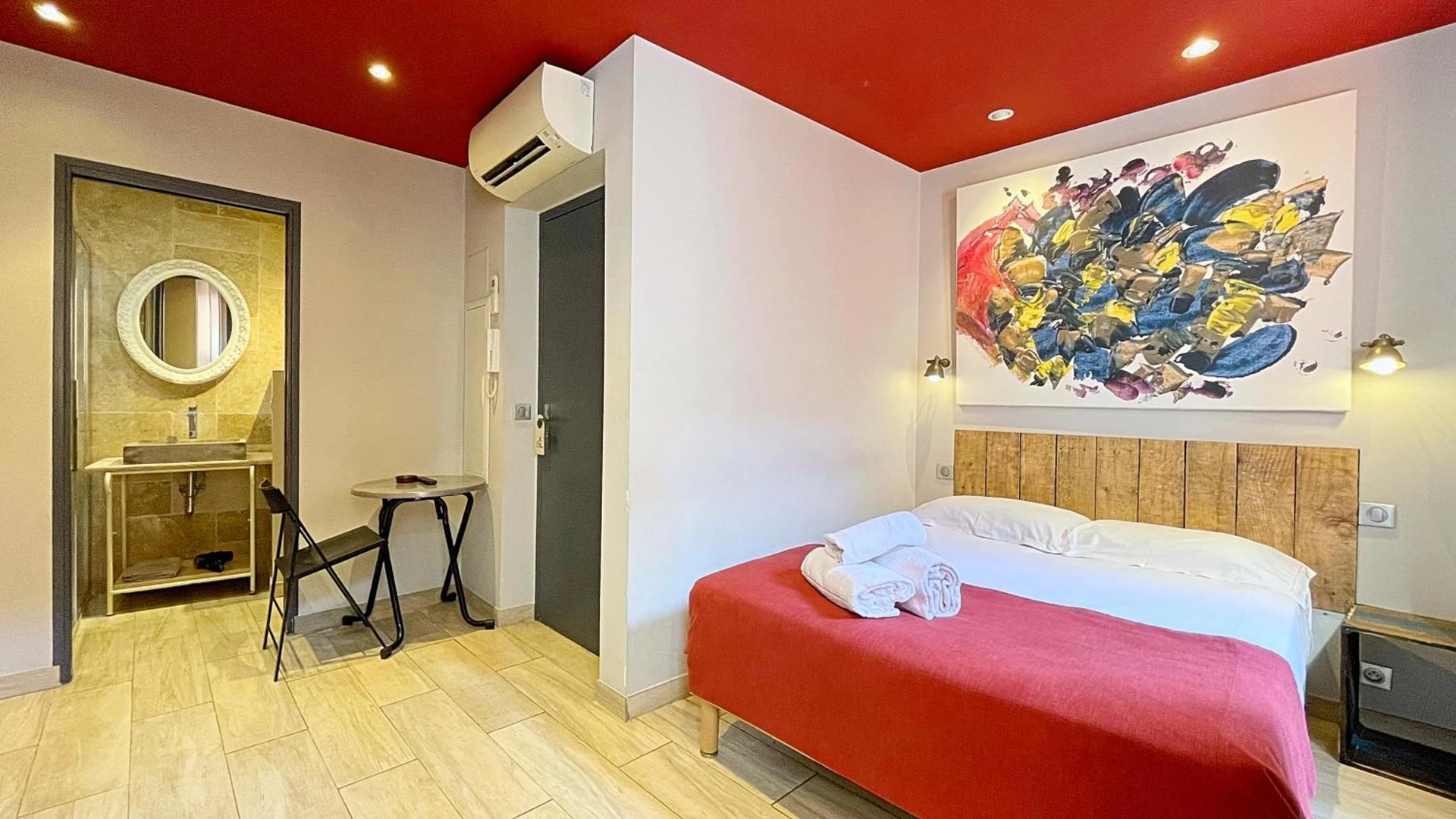 Magnifique chambre pour un séminaire d'entreprise à Hotel Le Florian - Cannes