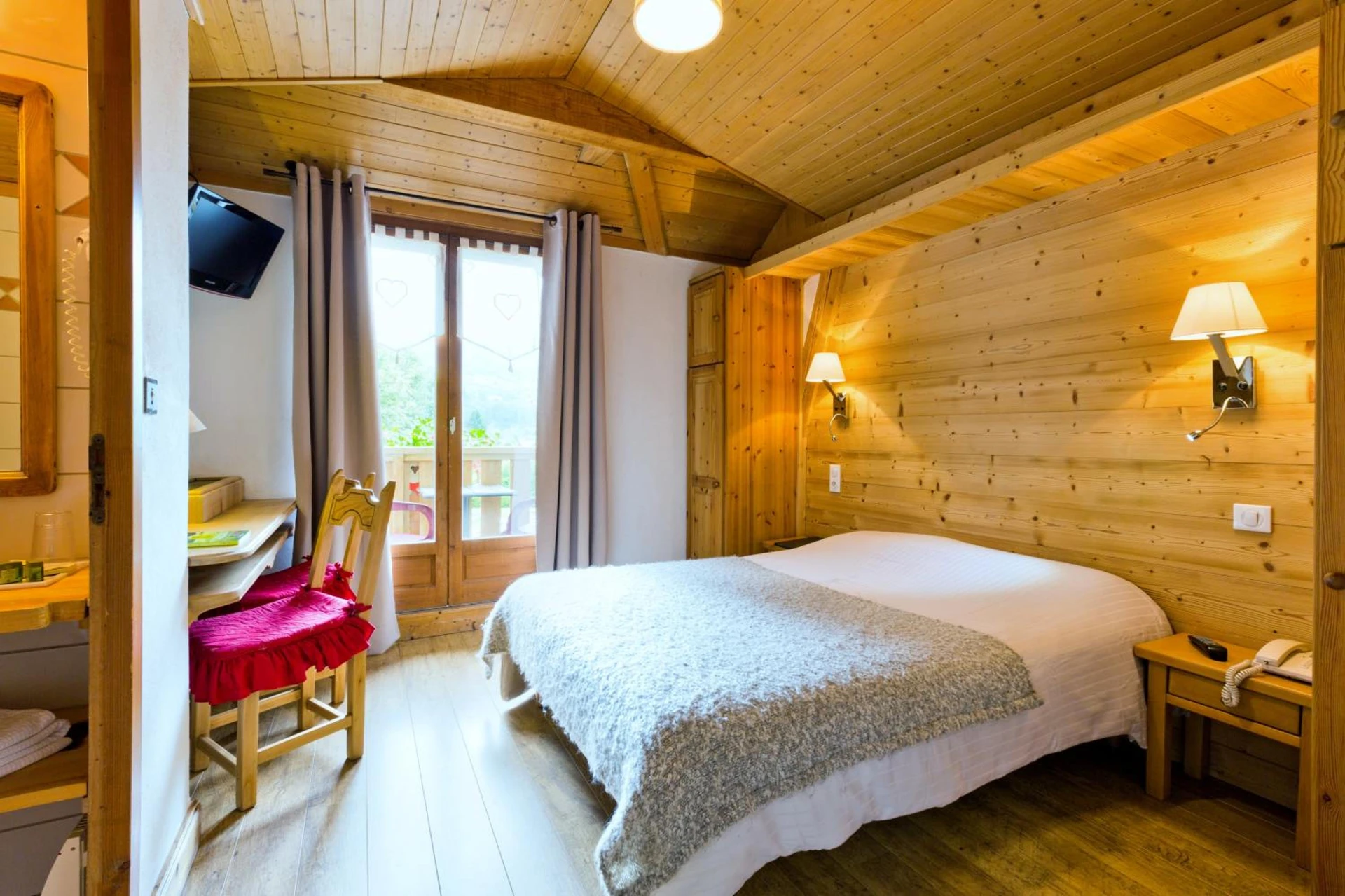 Chambre disponible pour un séminaire d'entreprise à Logis Hotel Gai Soleil - Samoëns