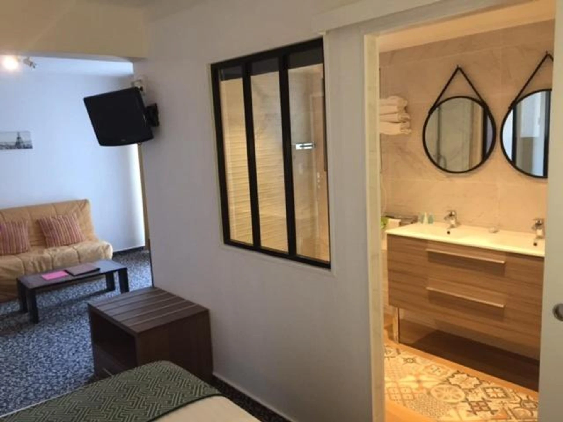 Chambre disponible pour un séminaire d'entreprise à Le Galion Hotel et Restaurant Canet Plage - Logis - Canet-en-Roussillon