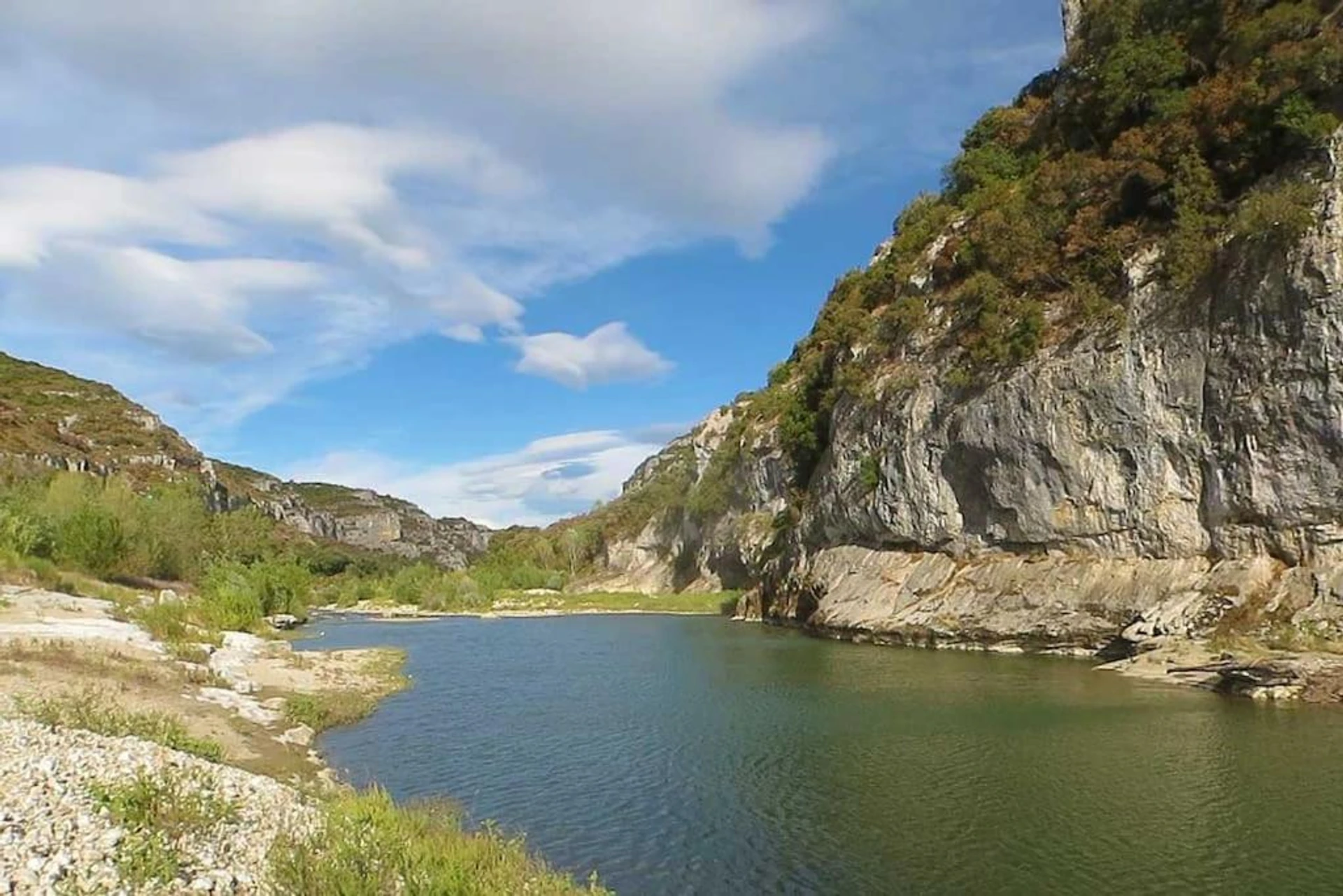 Organiser un séminaire d'entreprise : Maison cœur de village 300 m des gorges du gardon à collias