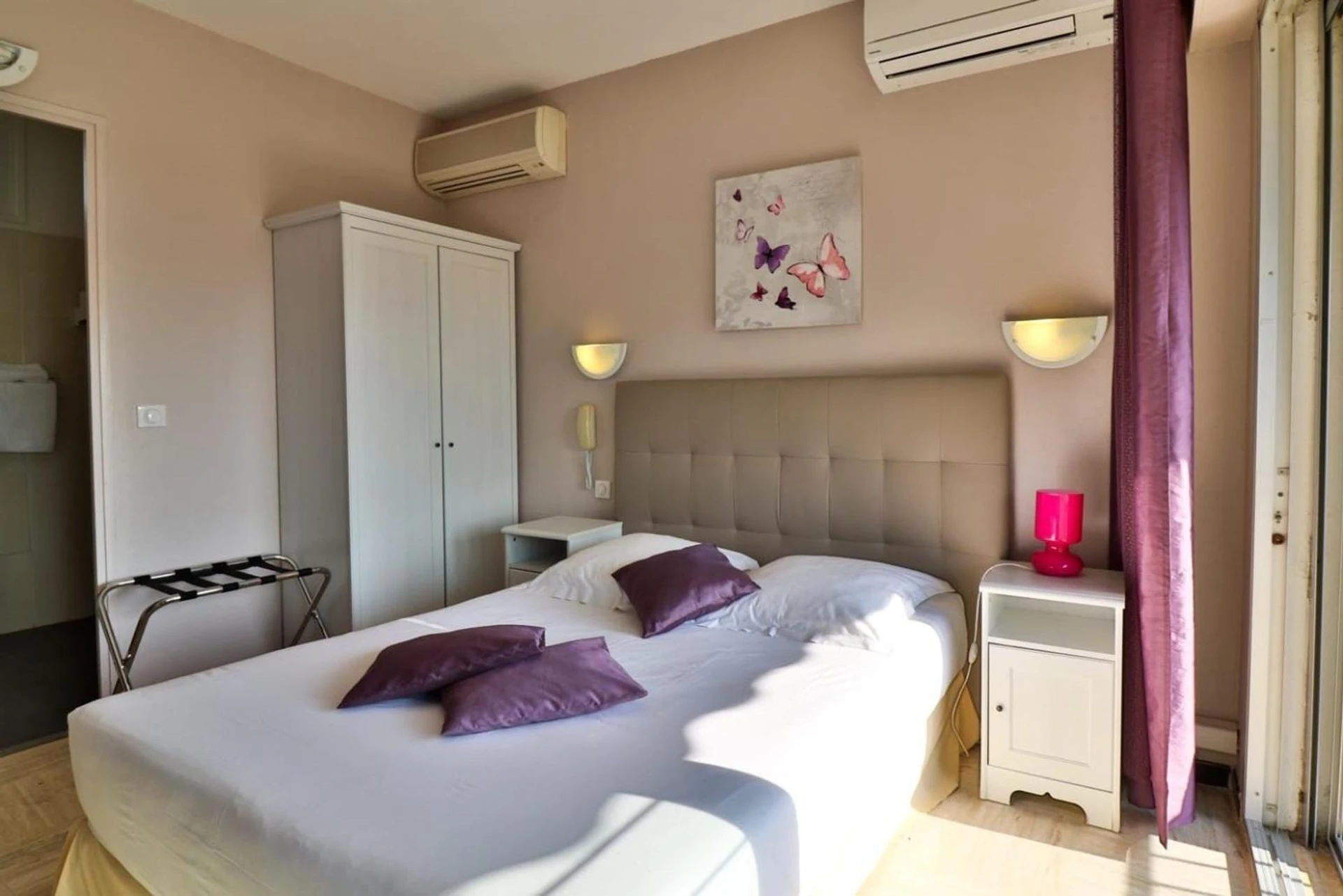 Chambre disponible pour un séminaire d'entreprise à Hotel Le Golfe Bleu - Cavalaire-sur-Mer