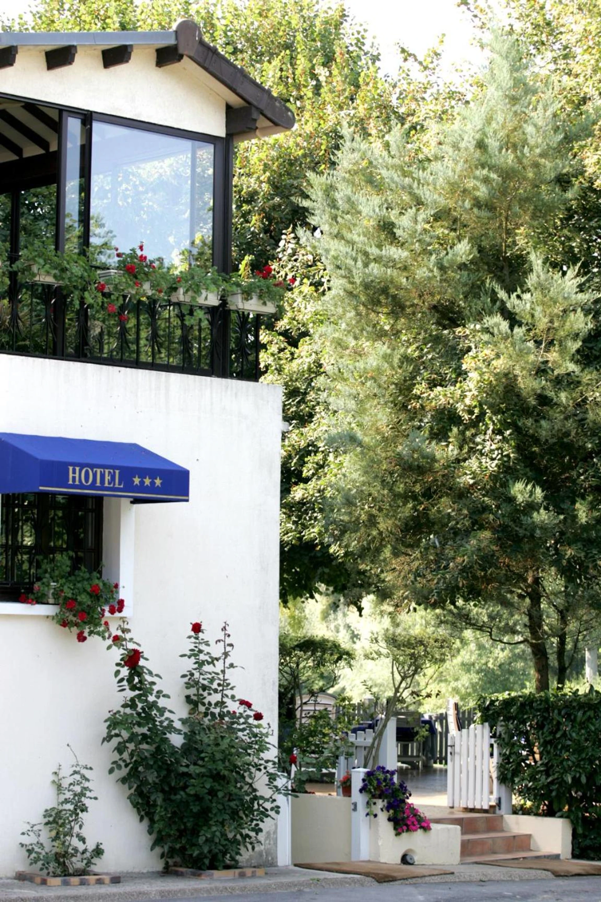 Organiser un séminaire d'entreprise : LOGIS - Hôtel & Restaurant Le Gonfalon à germigny-l-eveque