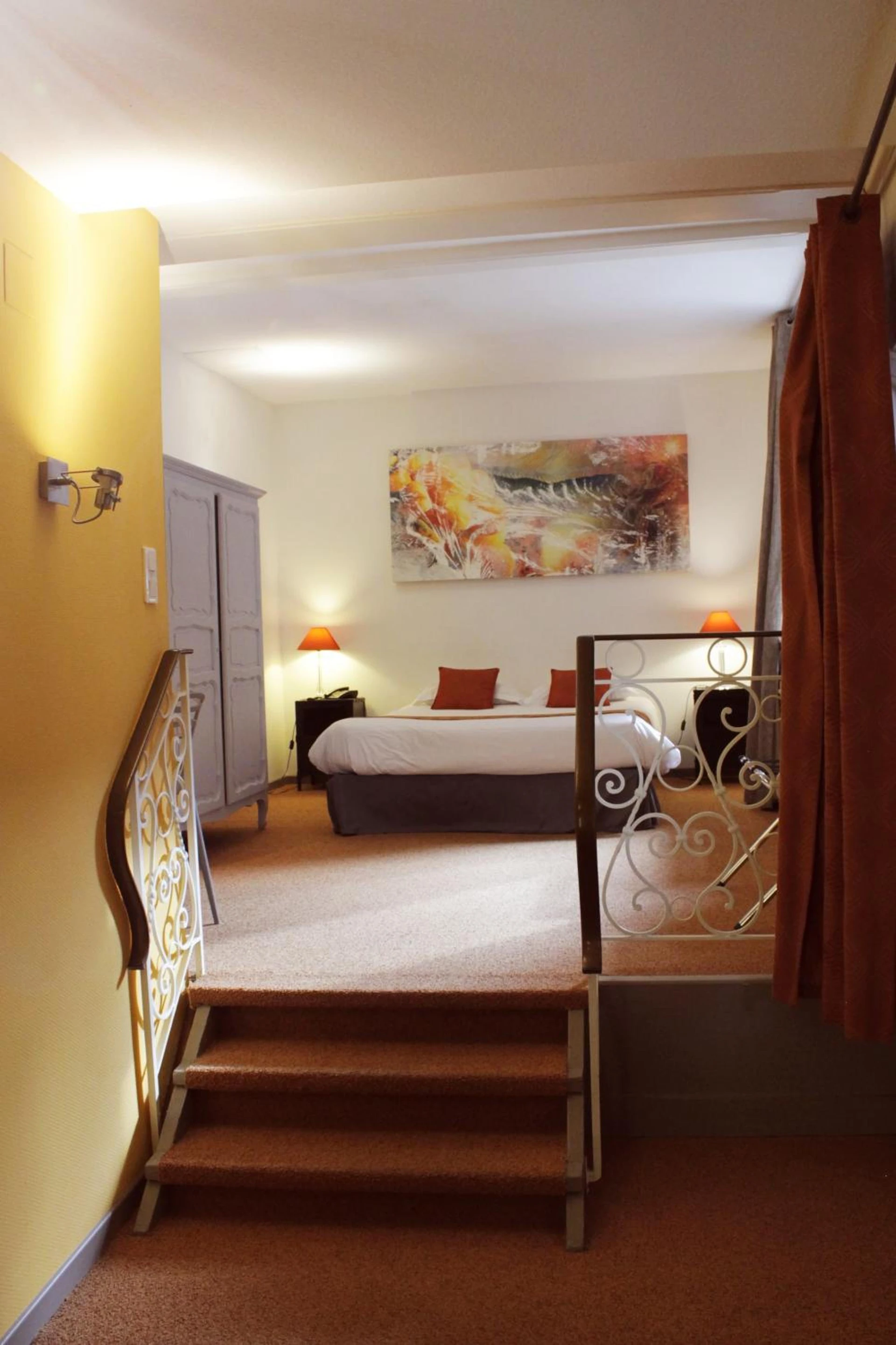 Magnifique chambre pour un séminaire d'entreprise à Le Gouverneur Hotel - Obernai