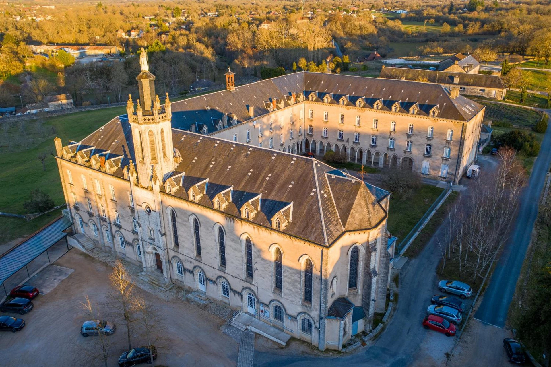 Organiser un séminaire d'entreprise : Le grand couvent de Gramat à gramat