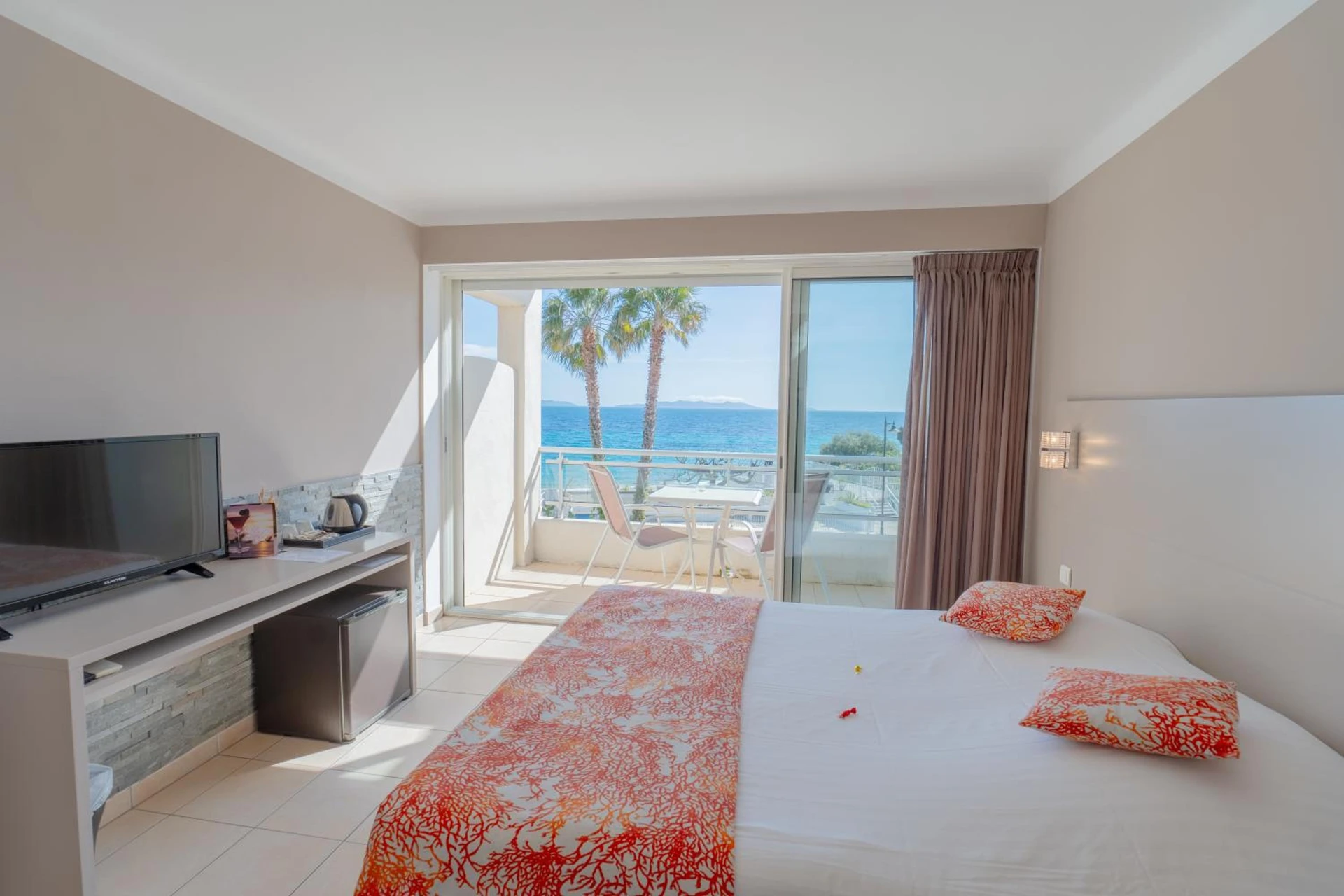 Ambiance de travail pour séminaire d'entreprise à Hotel Le Grand Pavois - Le Lavandou
