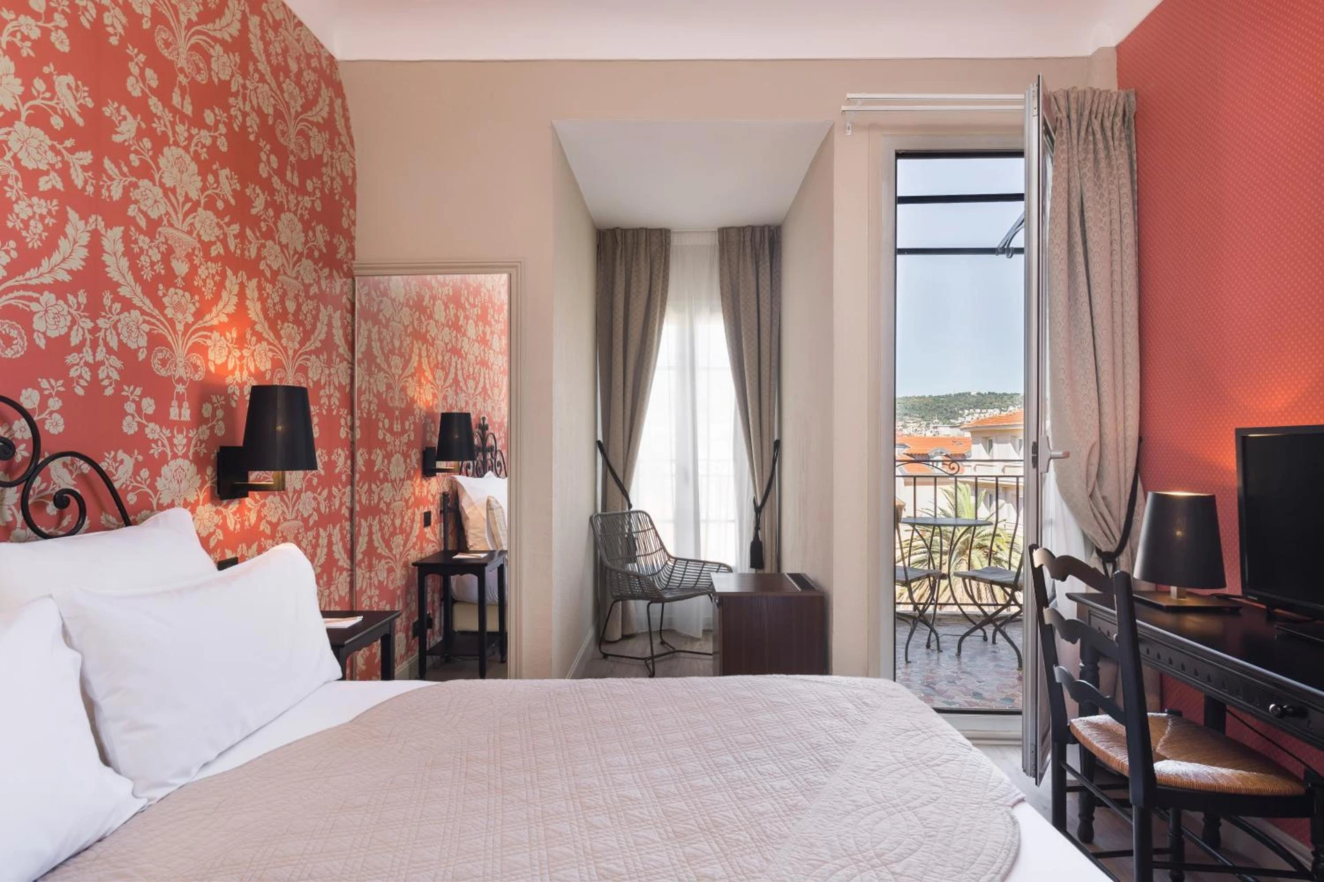 Chambre disponible pour un séminaire d'entreprise à Hotel Le Grimaldi by Happyculture - Nice