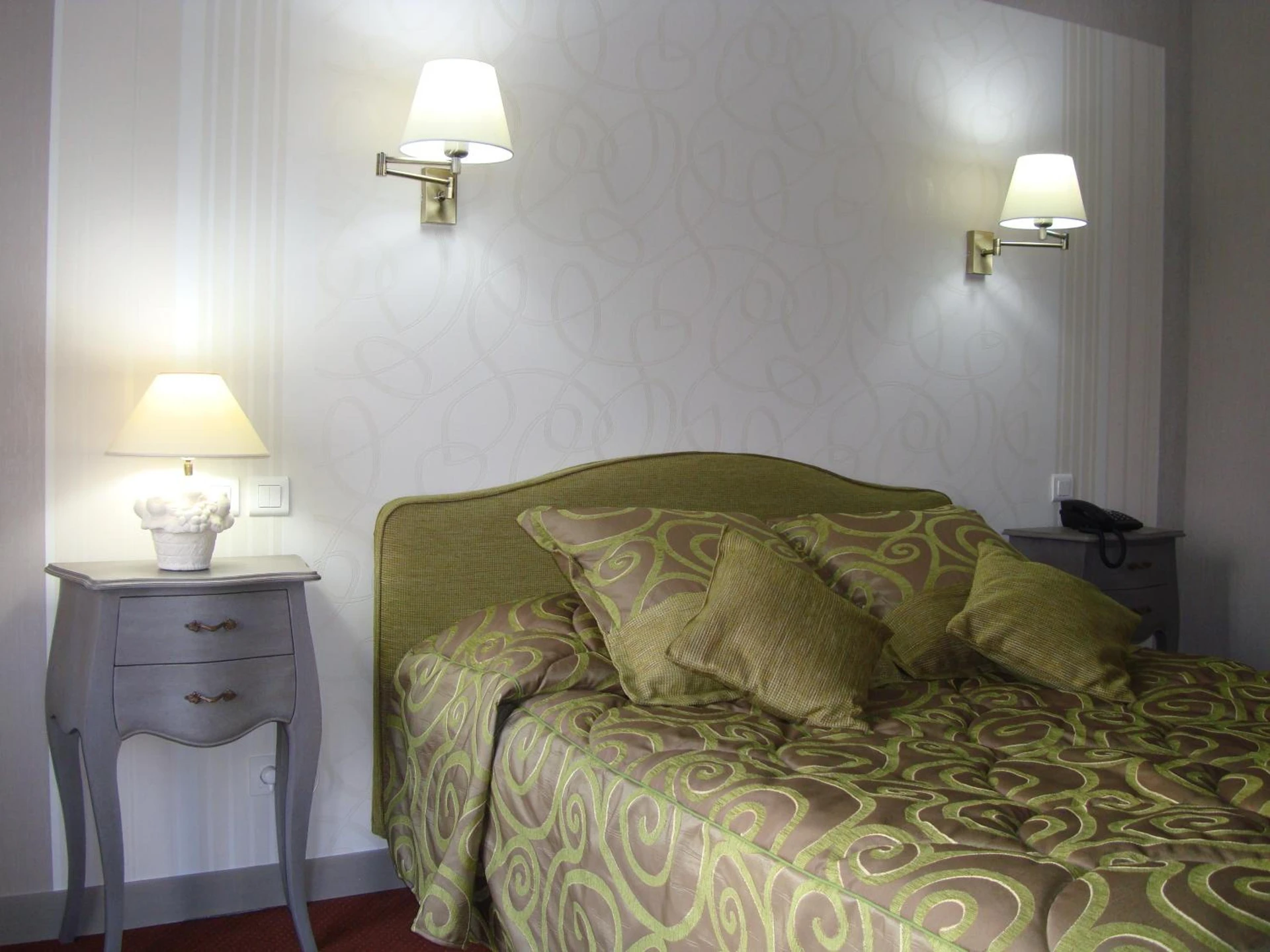Chambre disponible pour un séminaire d'entreprise à Hôtel Le Gue Du Holme - Saint-Quentin-sur-le-Homme