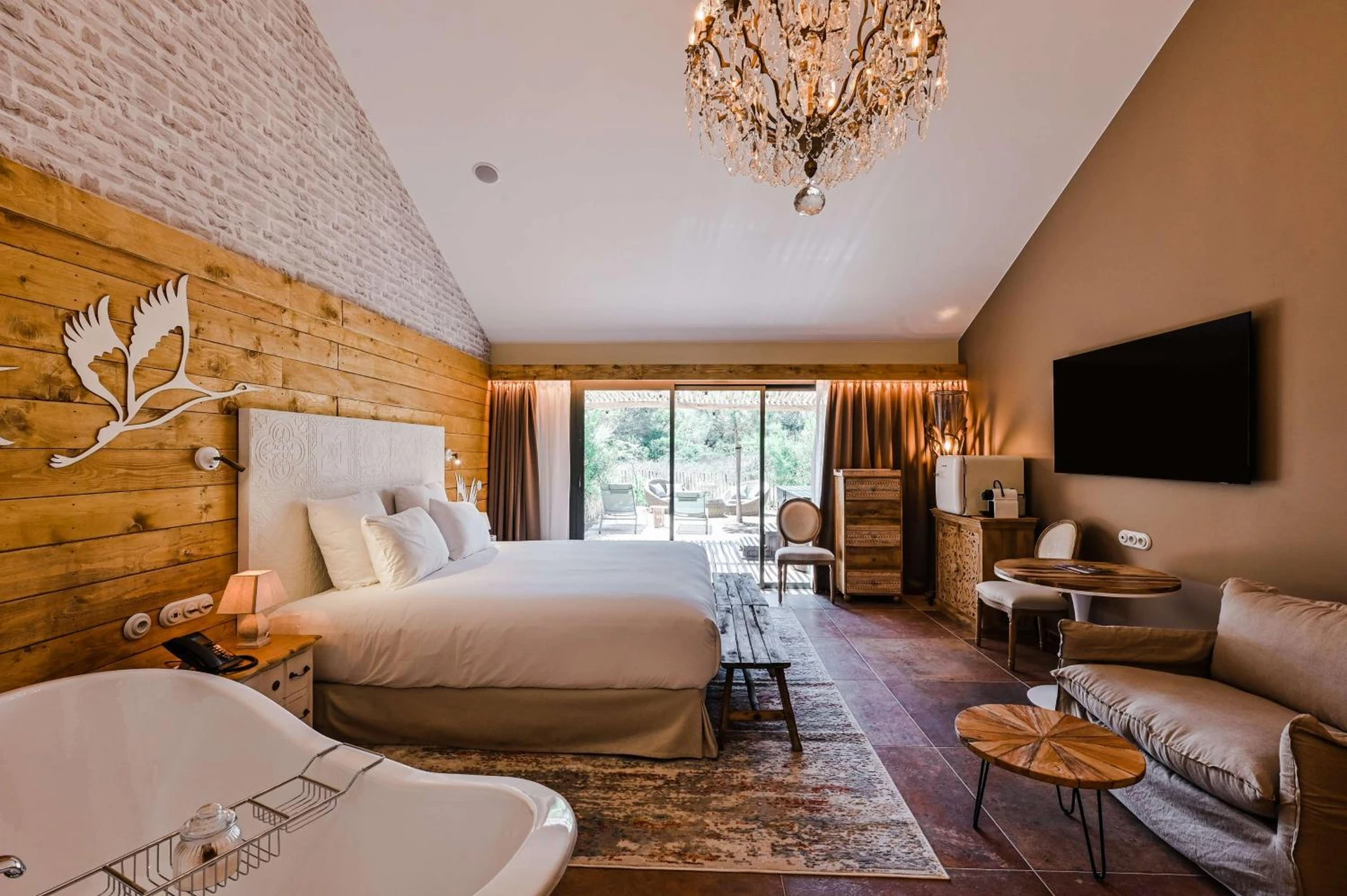 Chambre disponible pour un séminaire d'entreprise à Le Hameau Des Pesquiers Ecolodge & Spa, Curio Collection By Hilton - Hyères