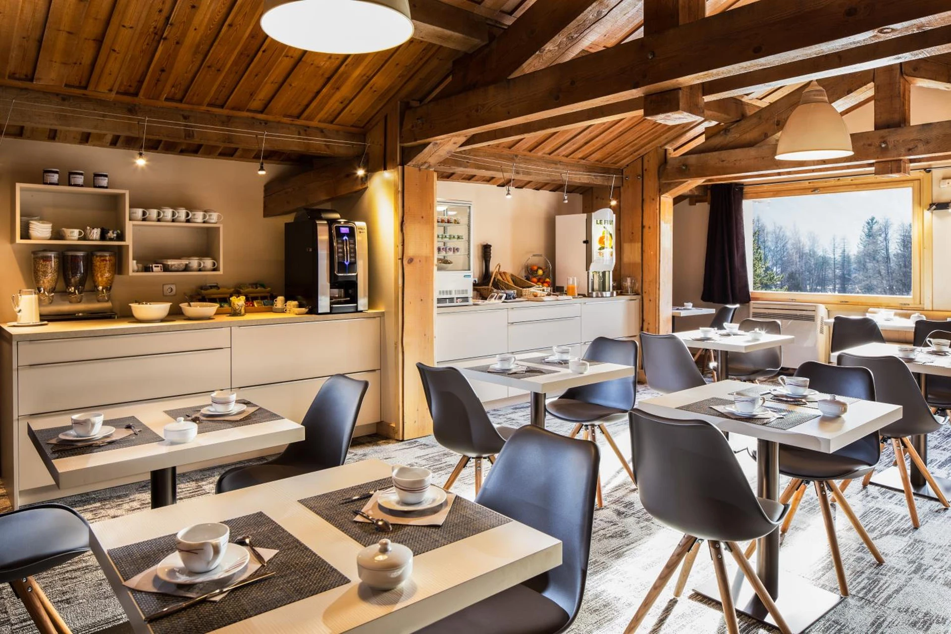 Lieu convivial pour un séminaire d'entreprise à Hôtel Le Labrador - Chamonix-Mont-Blanc - En savoir plus 