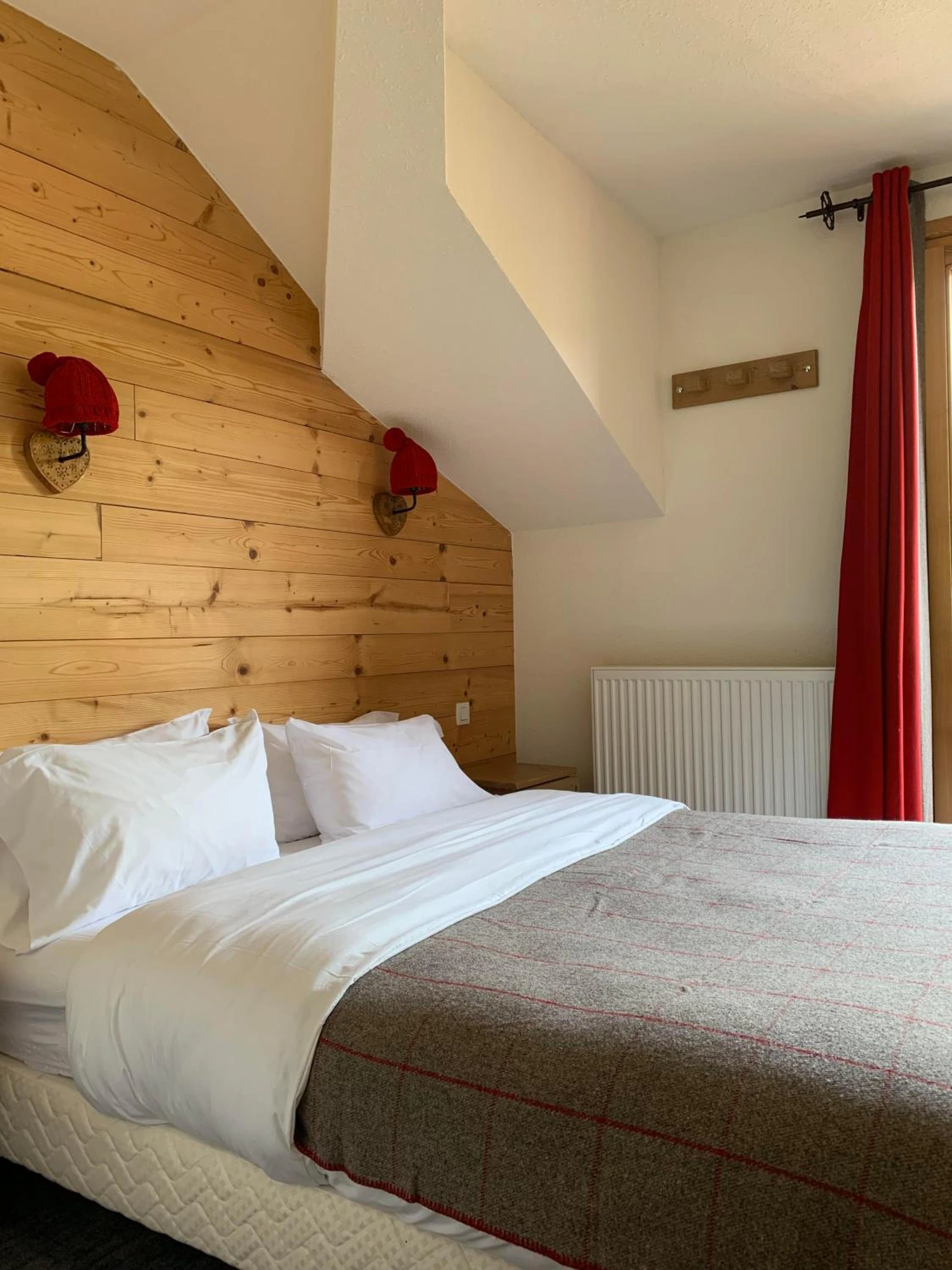 Magnifique chambre pour un séminaire d'entreprise à Hotel Lac Bleu 1650 - Saint-François-Longchamp