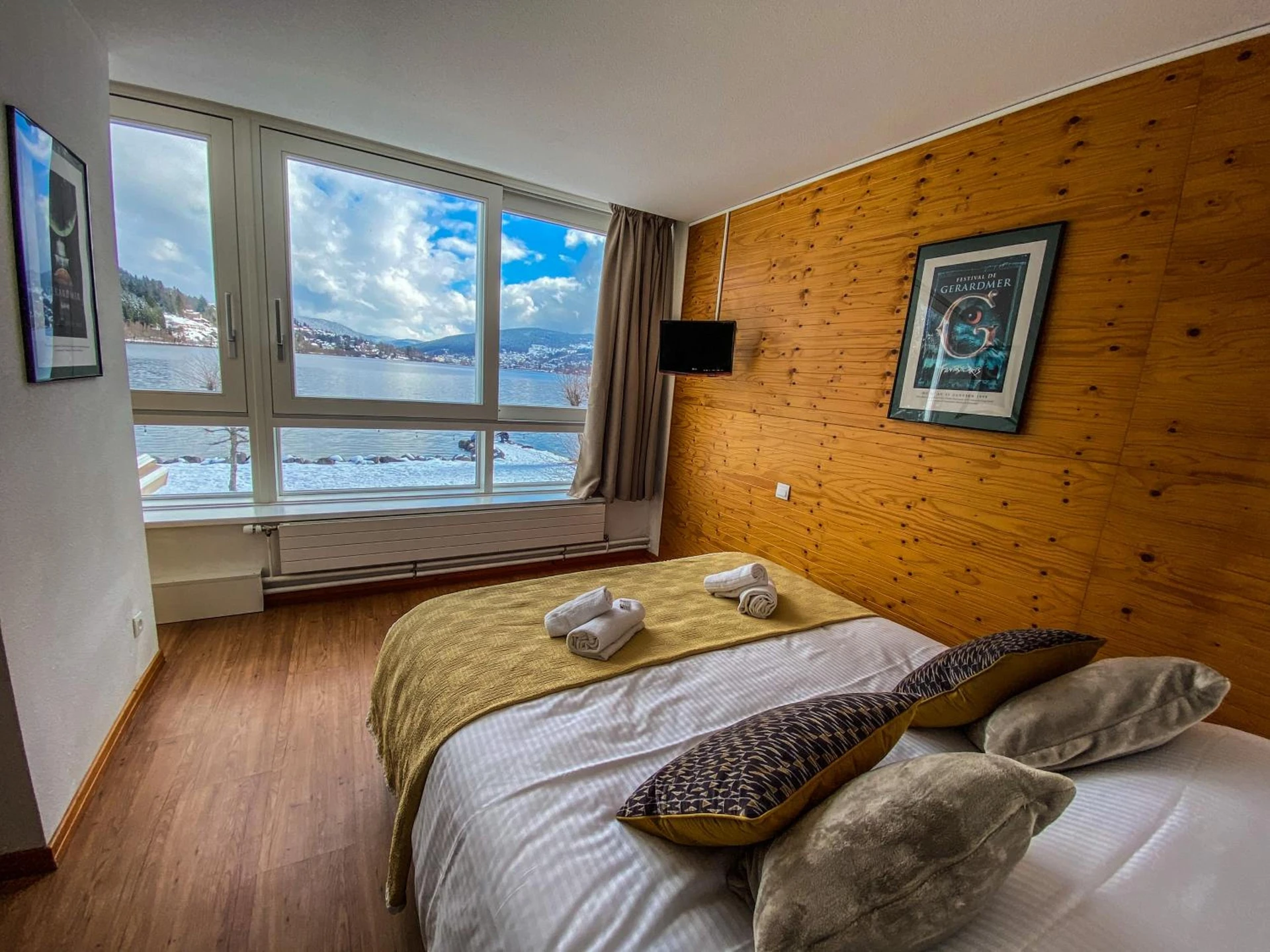 Ambiance de travail pour séminaire d'entreprise à Appart'Hôtel LIDO au bord de l'eau - Gérardmer