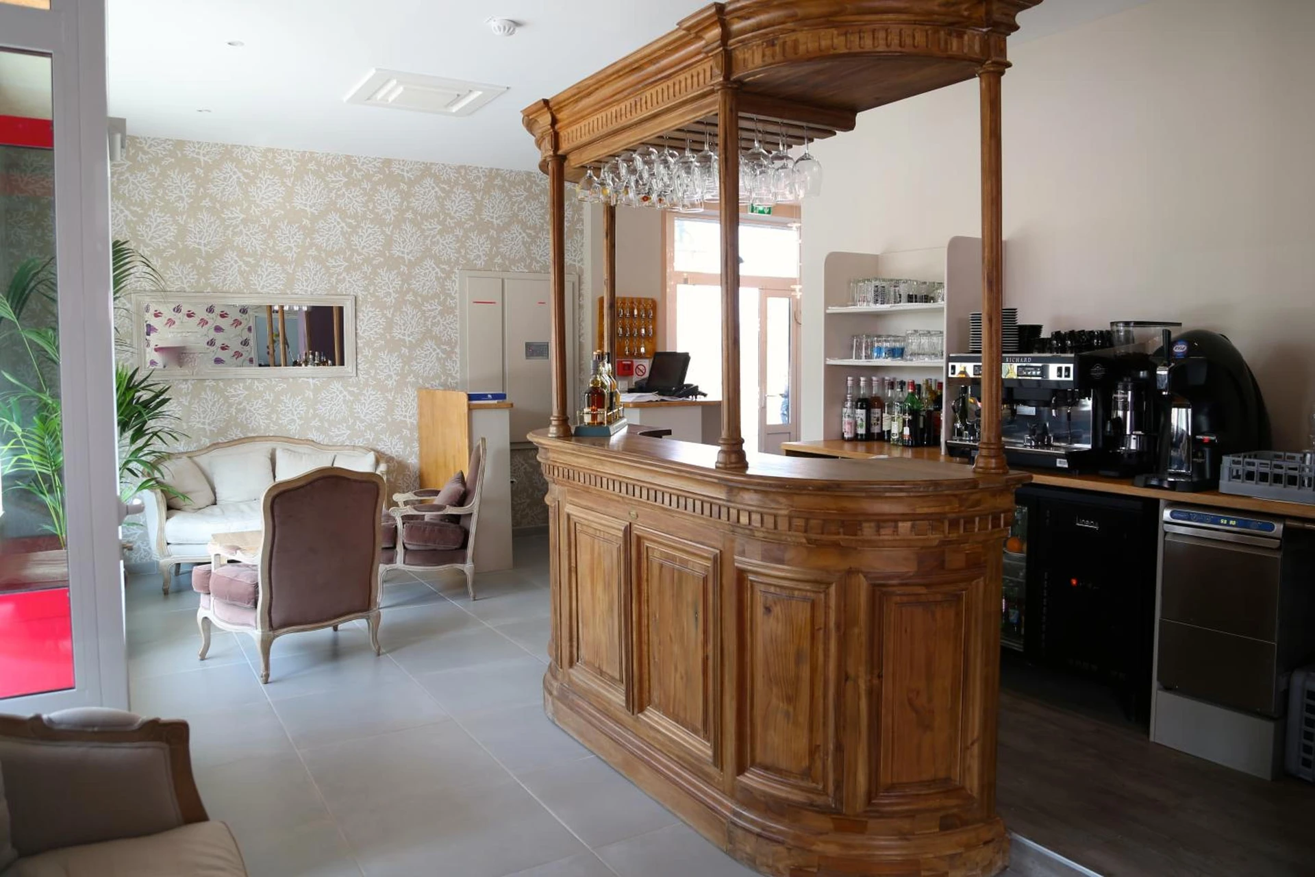 Organiser un séminaire d'entreprise : Hotel Restaurant Le Lion d'Or à saint-hilaire-du-harcouet