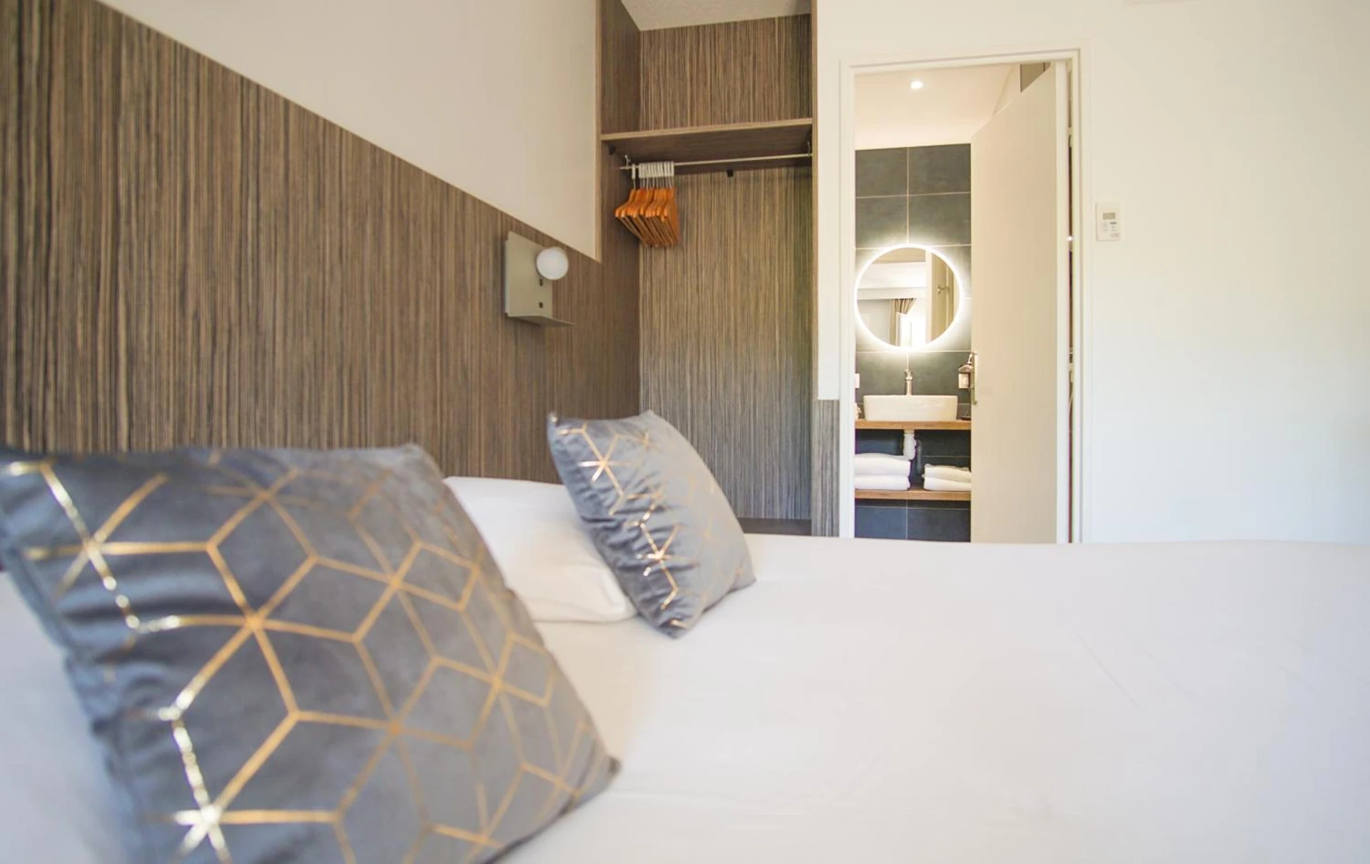Magnifique chambre pour un séminaire d'entreprise à The Originals City, Hôtel Le Lodge, Bayonne Nord - Ondres