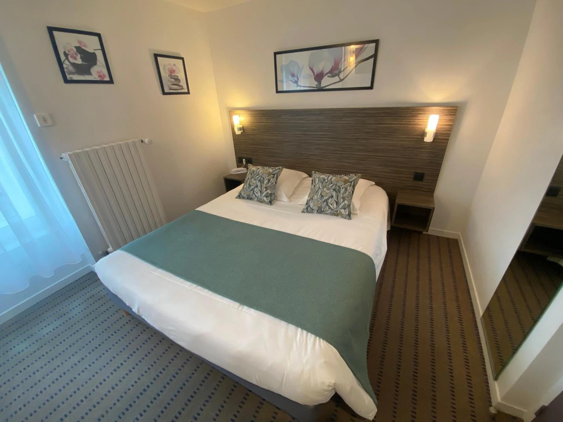 Chambre disponible pour un séminaire d'entreprise à Hotel du Louvre - Cherbourg-en-Cotentin