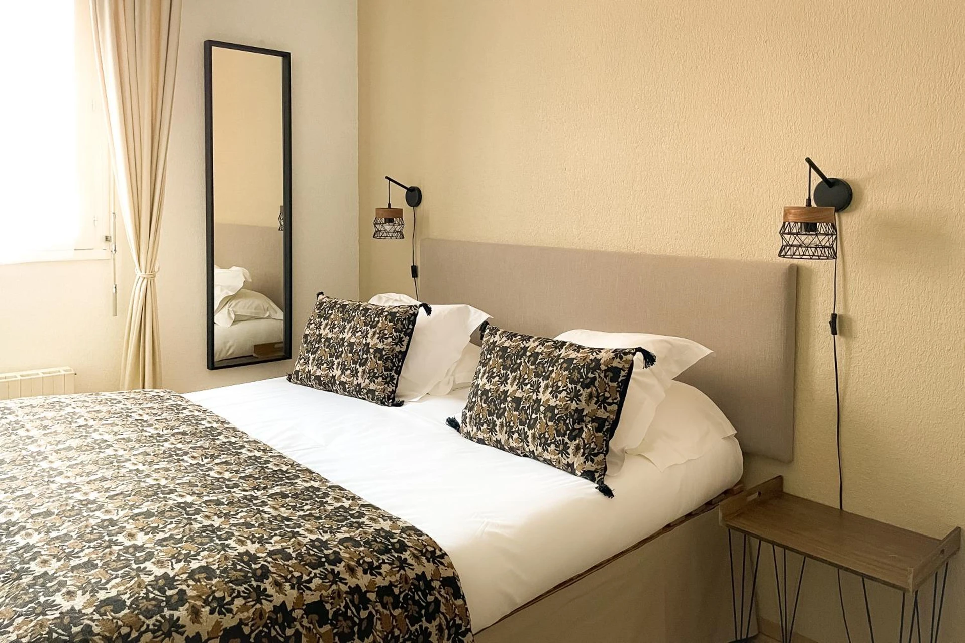Chambre disponible pour un séminaire d'entreprise à Hotel Le Magnan - Avignon