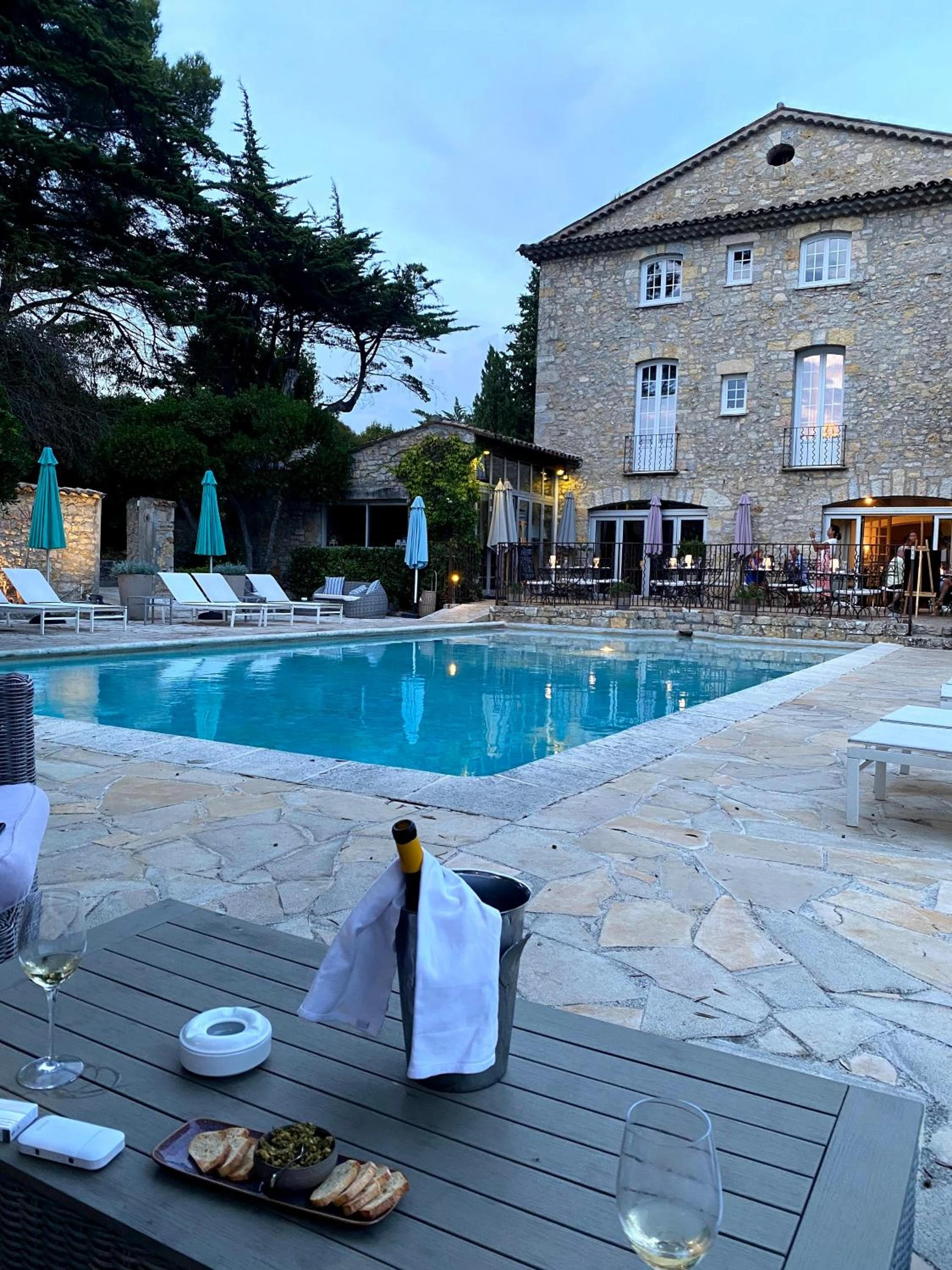 Organiser un séminaire d'entreprise : Le Manoir de L'Étang à mougins