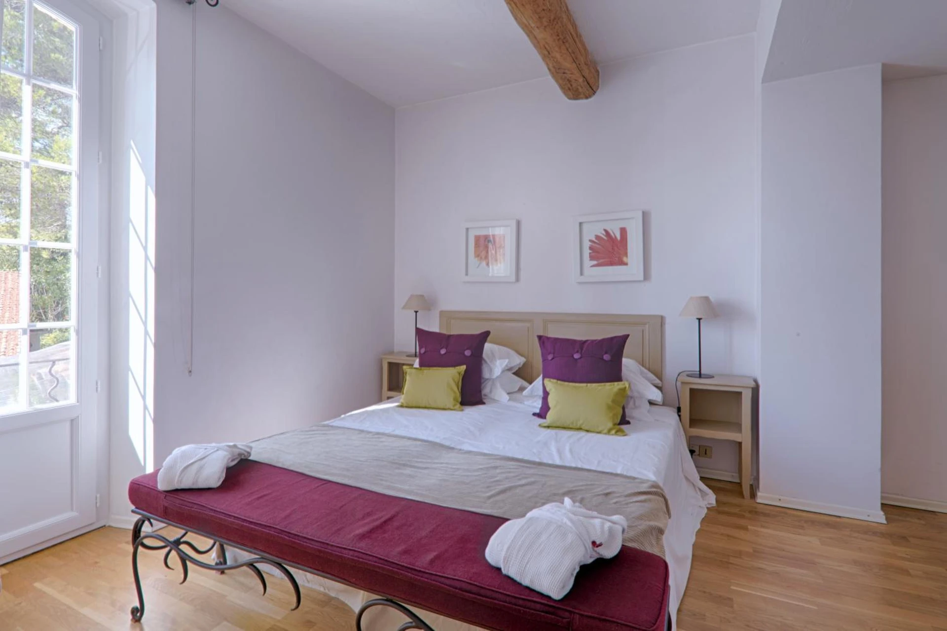 Chambre disponible pour un séminaire d'entreprise à Le Manoir de L'Étang - Mougins