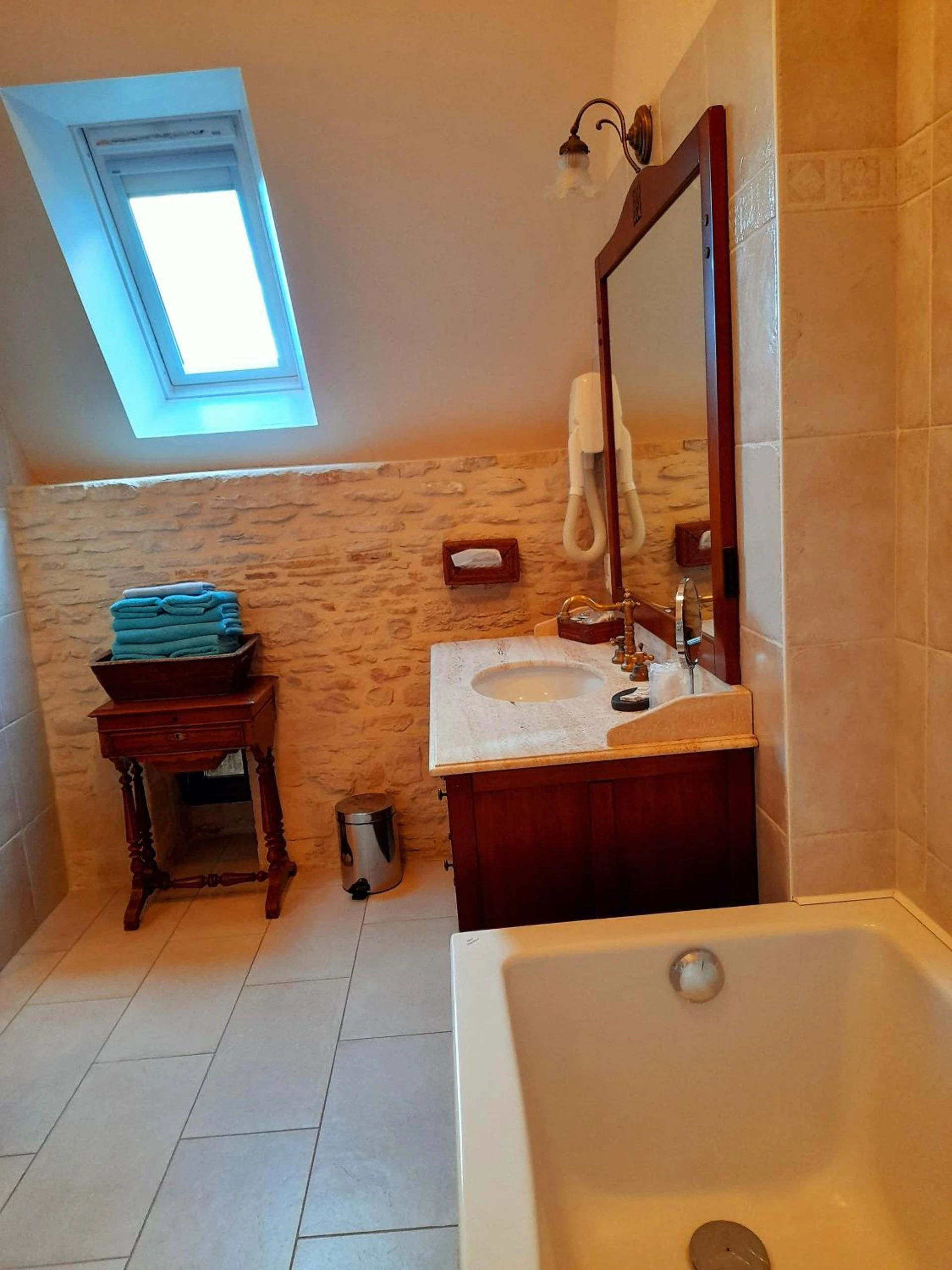 Organiser un séminaire d'entreprise : Hôtel Le Manoir De Mathan Crépon à la campagne 5 mn d'Arromanches et 10 mn de Bayeux à crepon