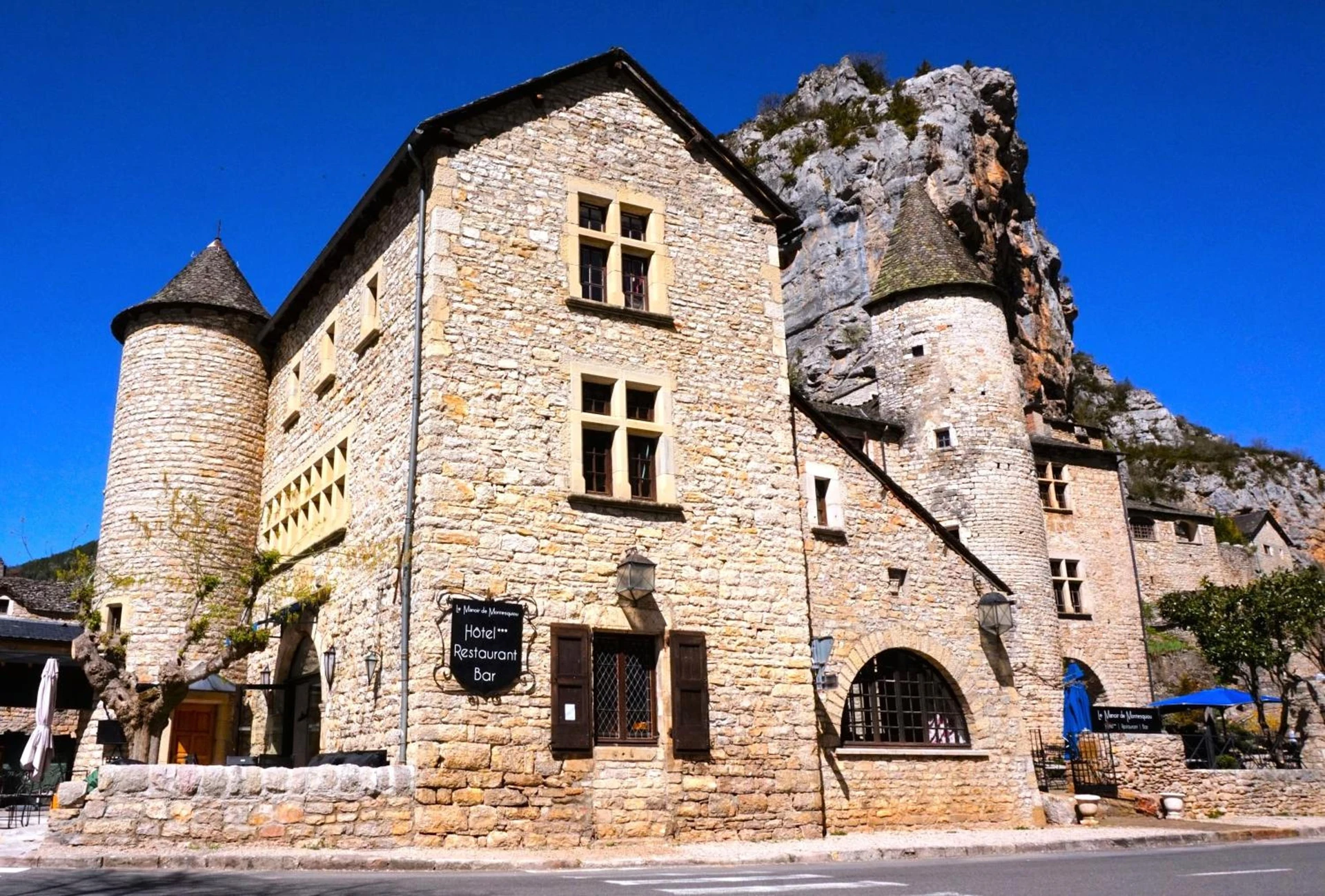Organiser un séminaire d'entreprise : Hôtel-Restaurant Le Manoir De Montesquiou à la-malene